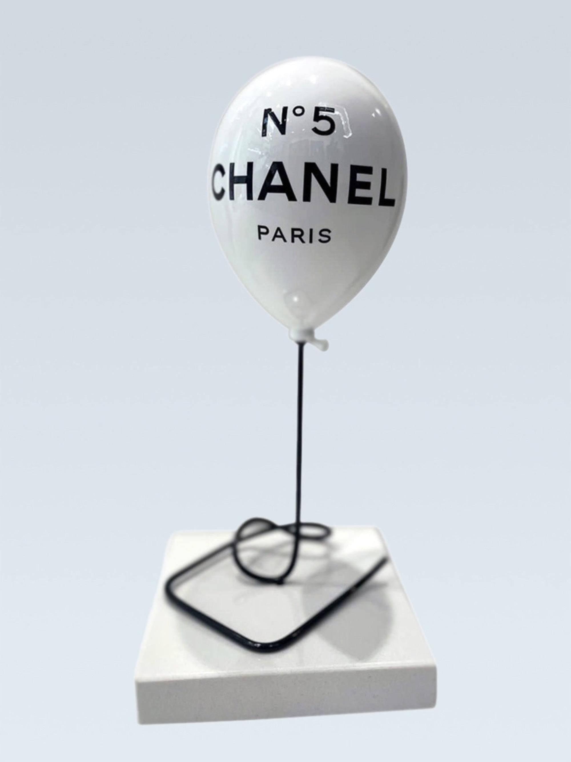 Naor Figurative Sculpture - NAOR - 45cm Balloon CH Tribute, white