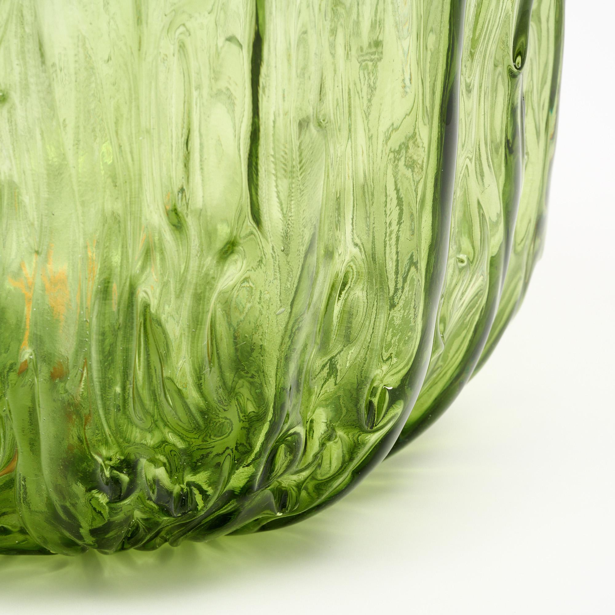 Mesa auxiliar de cristal verde Naoto Fukasawa en venta 3