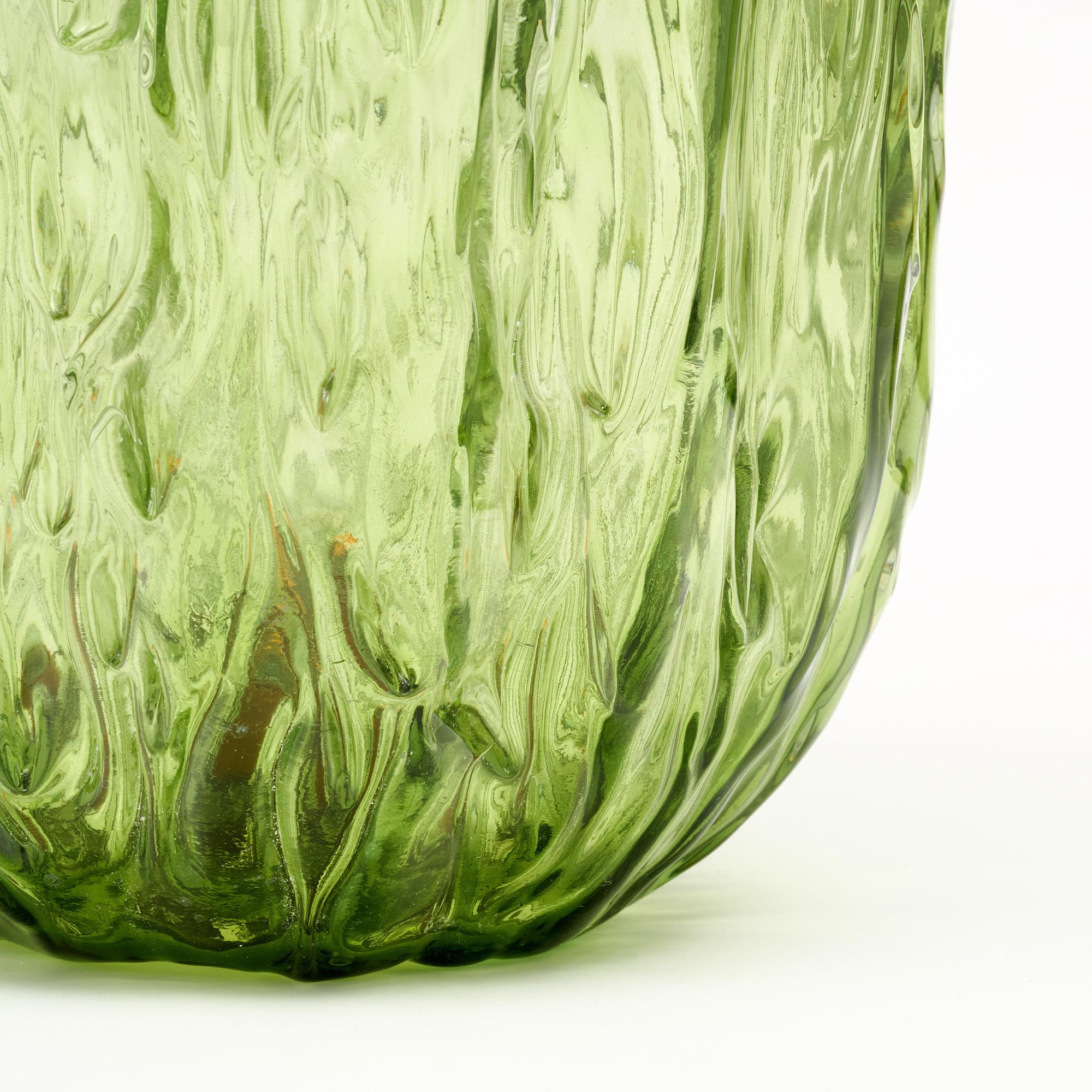 Italiano Tavolino in vetro verde Naoto Fukasawa in vendita