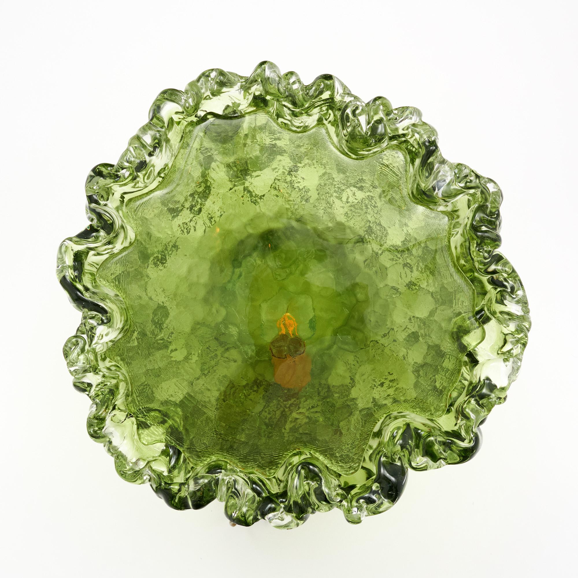 XXI secolo e contemporaneo Tavolino in vetro verde Naoto Fukasawa in vendita