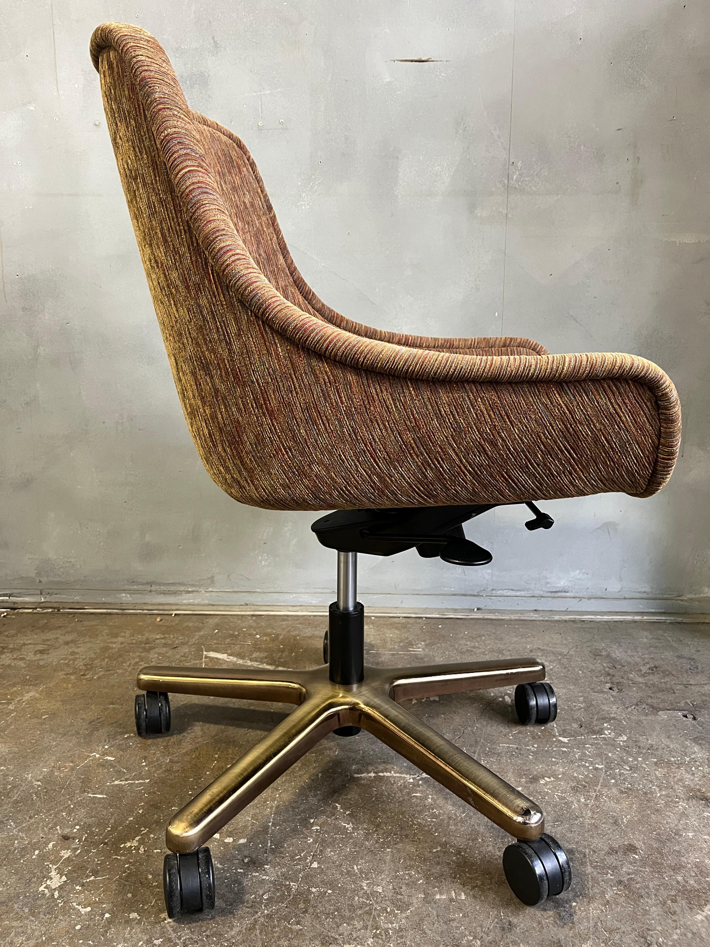 Naoto Fukasawa Office Swivel Chairs Geiger for Herman Miller 1
