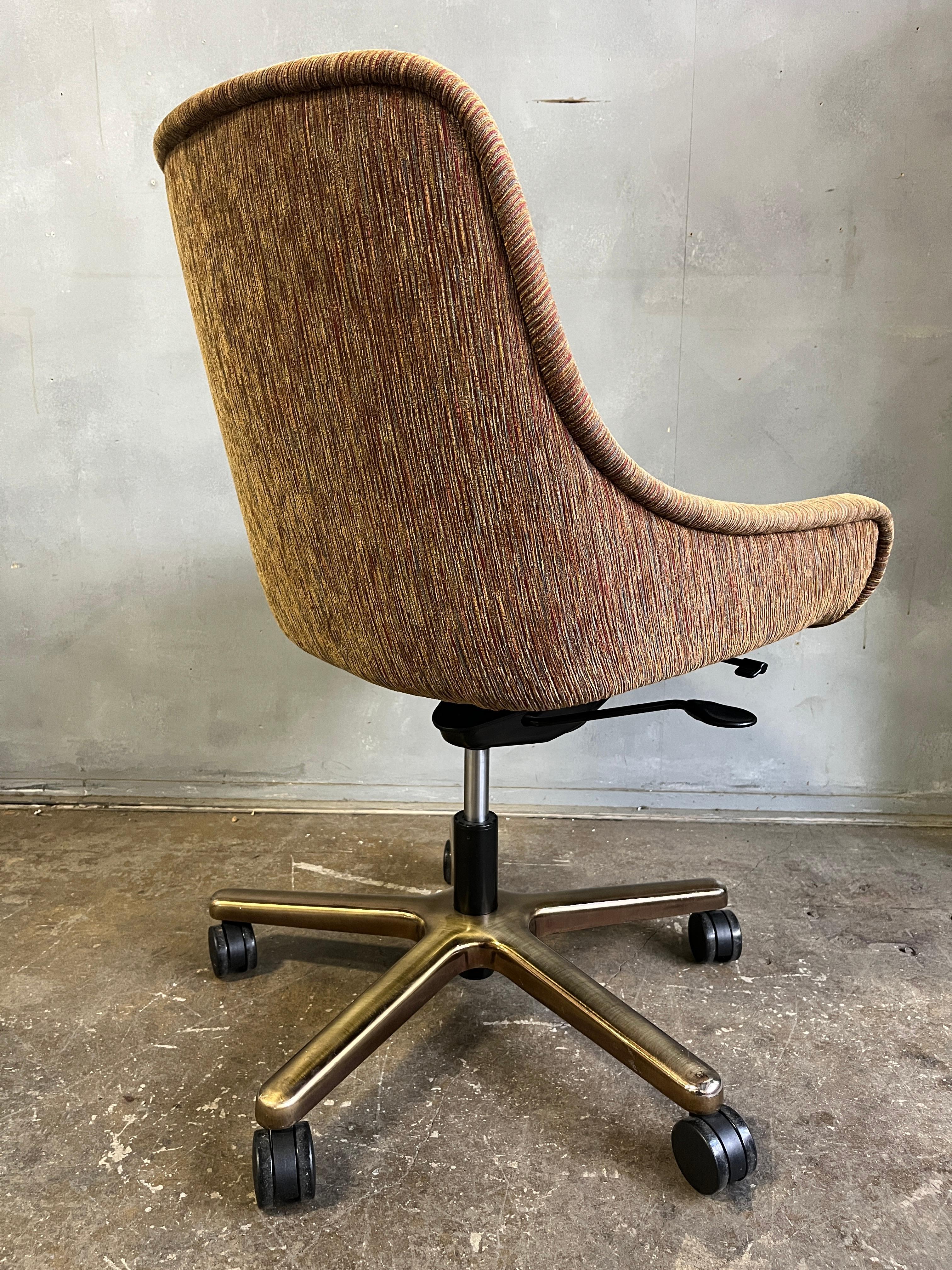 Naoto Fukasawa Office Swivel Chairs Geiger for Herman Miller 2