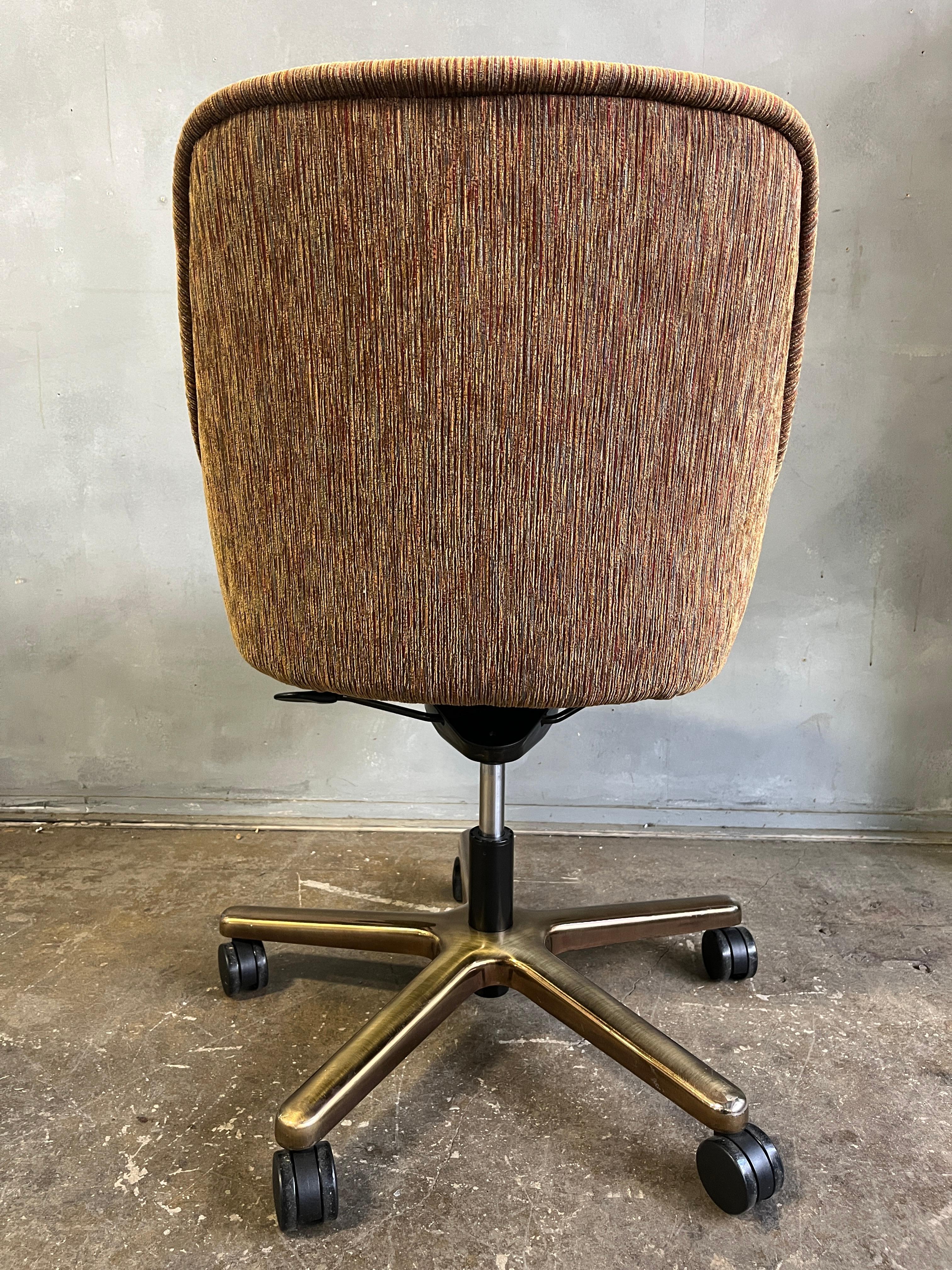 Naoto Fukasawa Office Swivel Chairs Geiger for Herman Miller 3