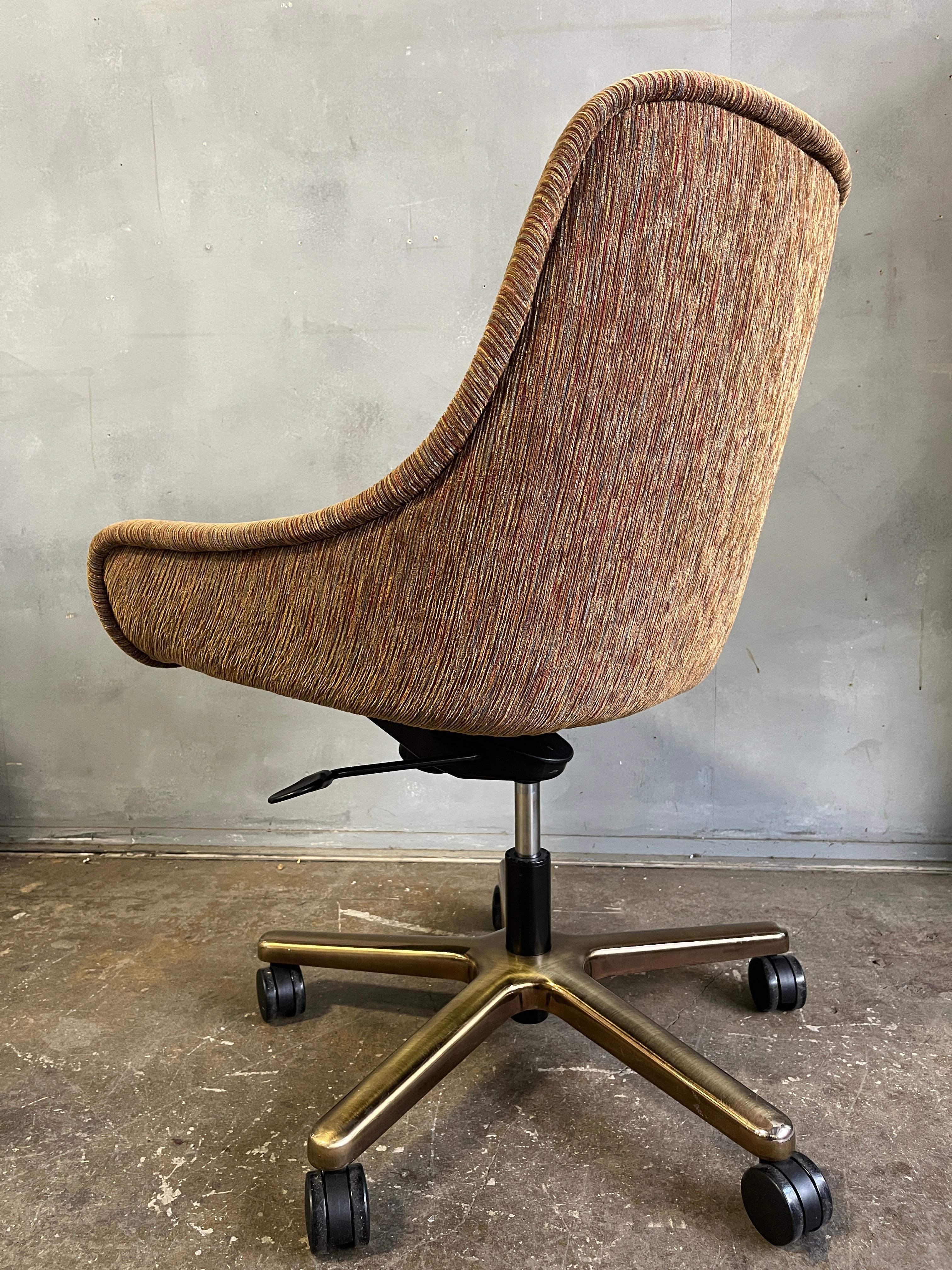 Naoto Fukasawa Office Swivel Chairs Geiger for Herman Miller 4