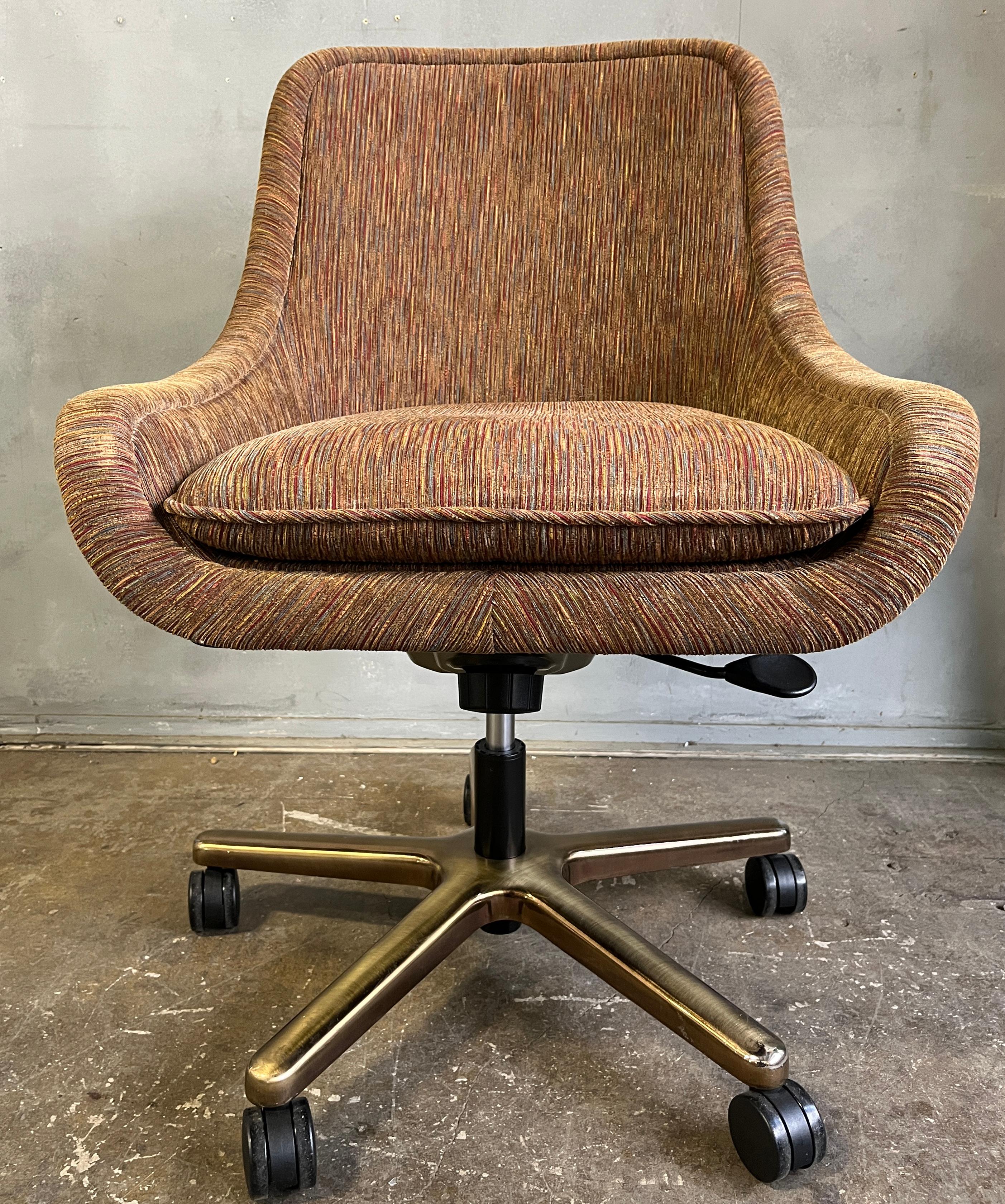 Naoto Fukasawa Office Swivel Chairs Geiger for Herman Miller 8