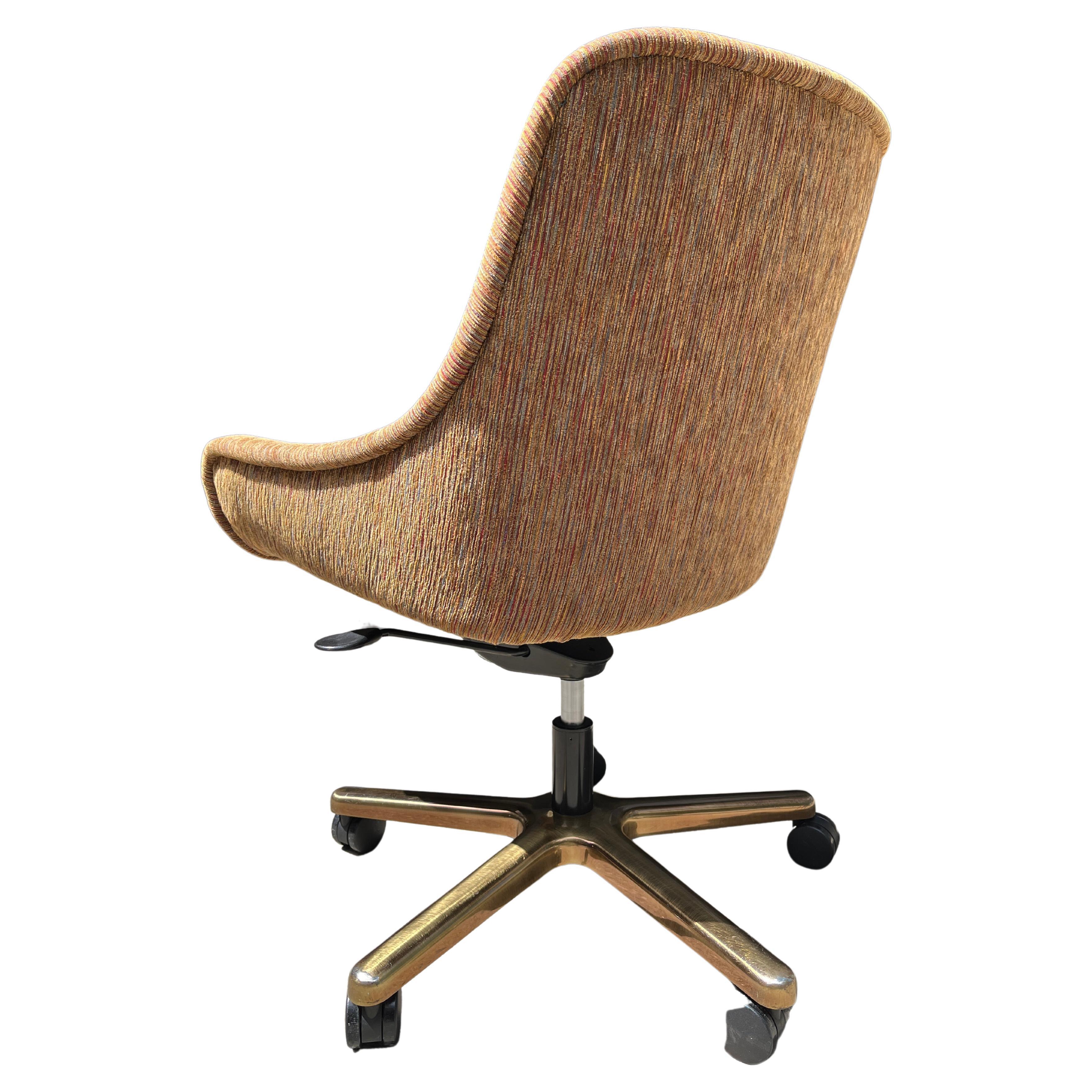 selorr office chair