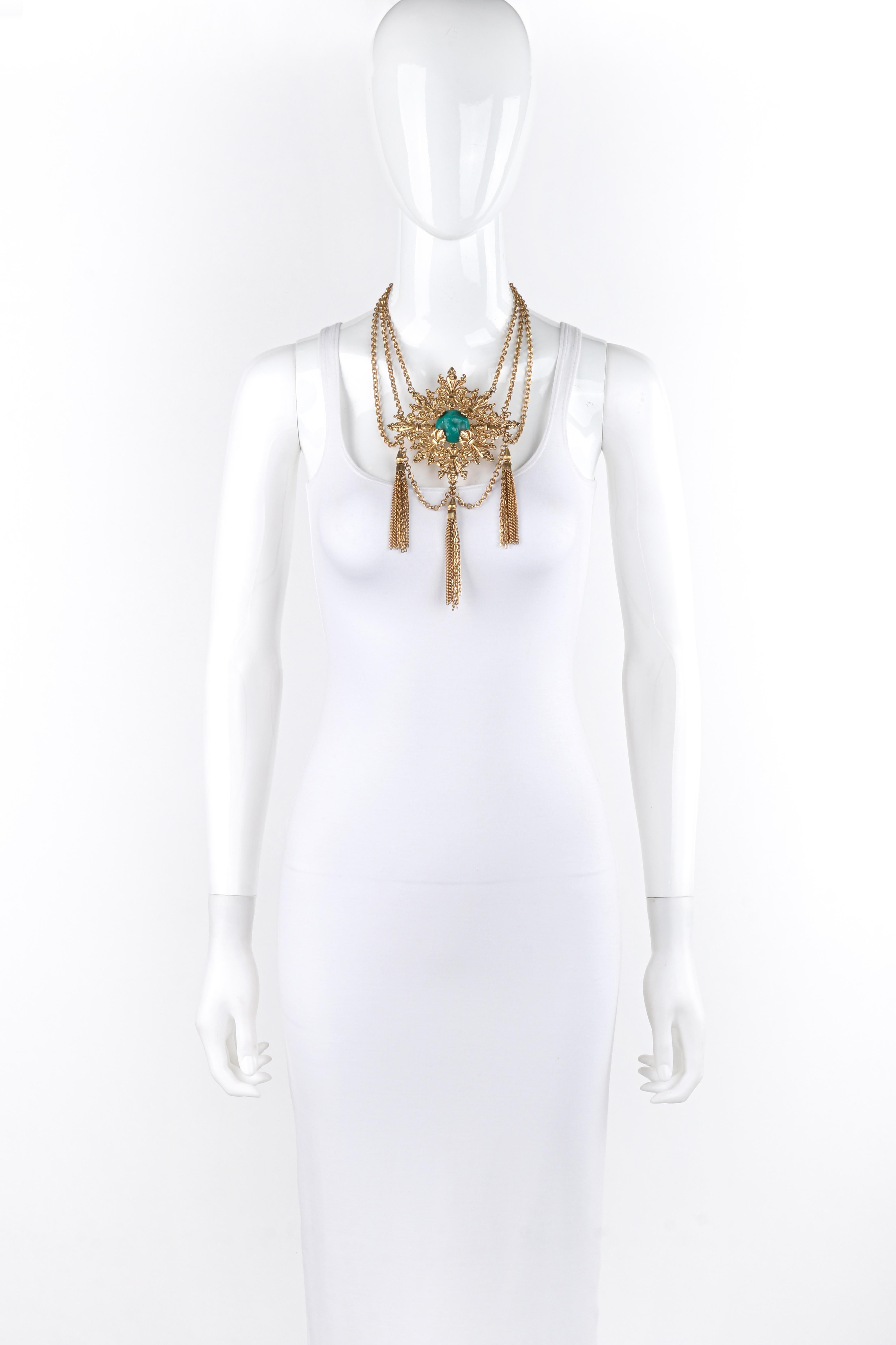 NAPIER 1970s Gold Fleur de Lis Baroque Medallion Pendant Chain Tassel Necklace In Good Condition In Thiensville, WI