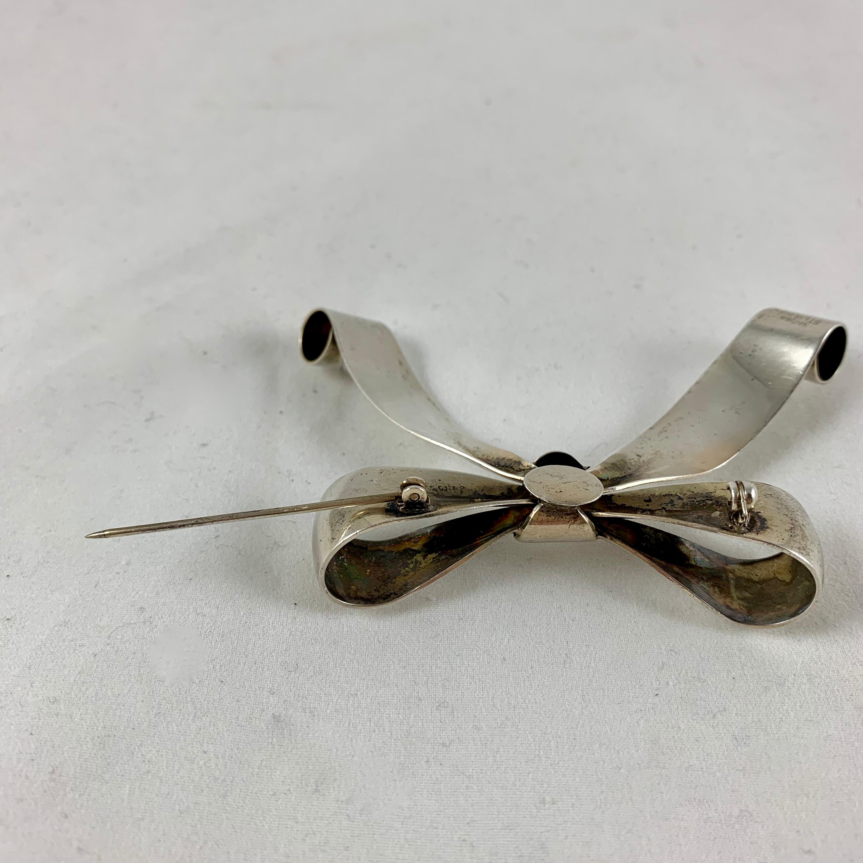 Napier American Modernist Sterling Silver Oversized Bow Pin, circa 1940s-1950s 1