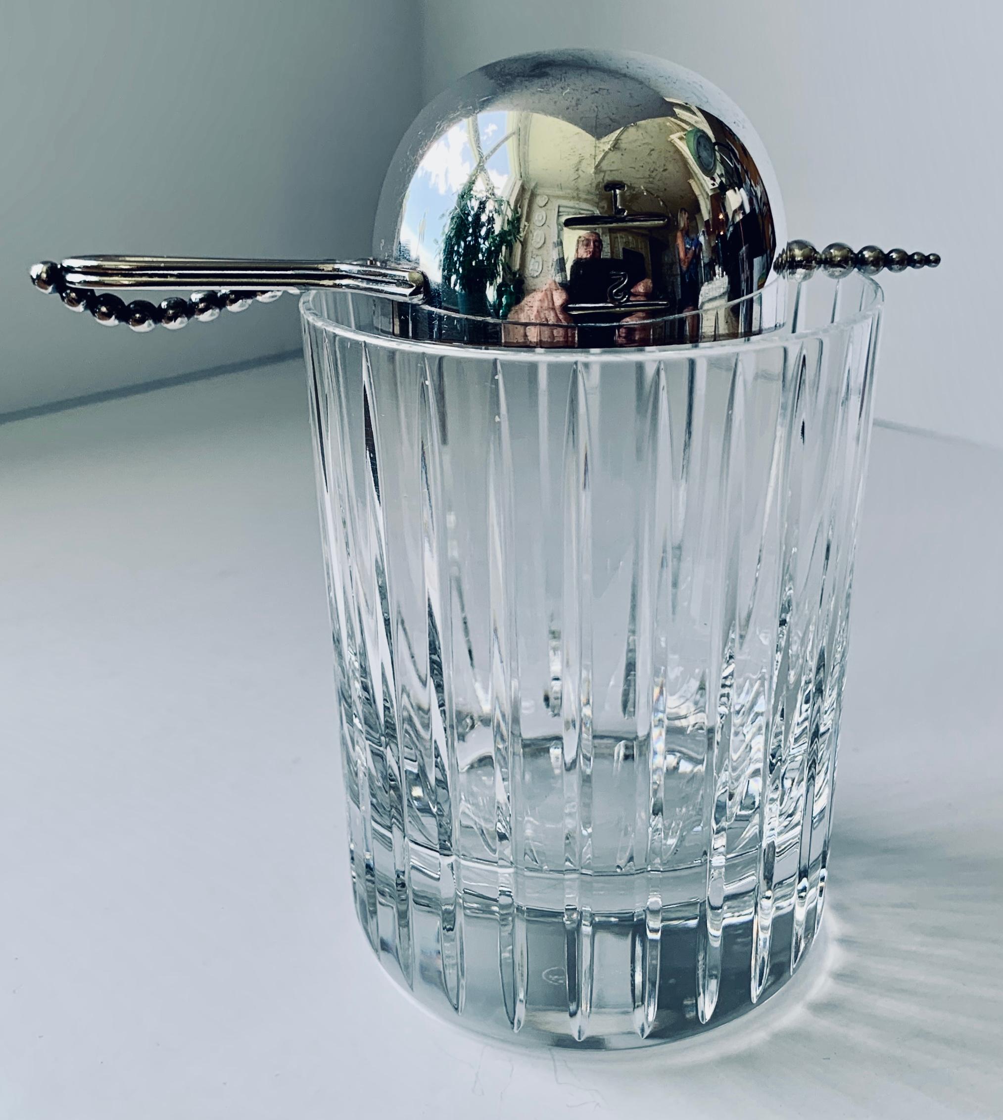 Napier Bottoms-Up Spirit Measure/Jigger Art Decó Plateado Estadounidense en venta