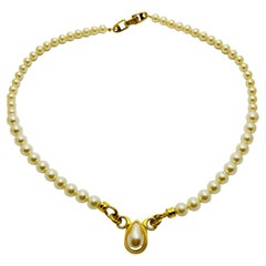 NAPIER signed vintage gold faux pearl designer runway necklace