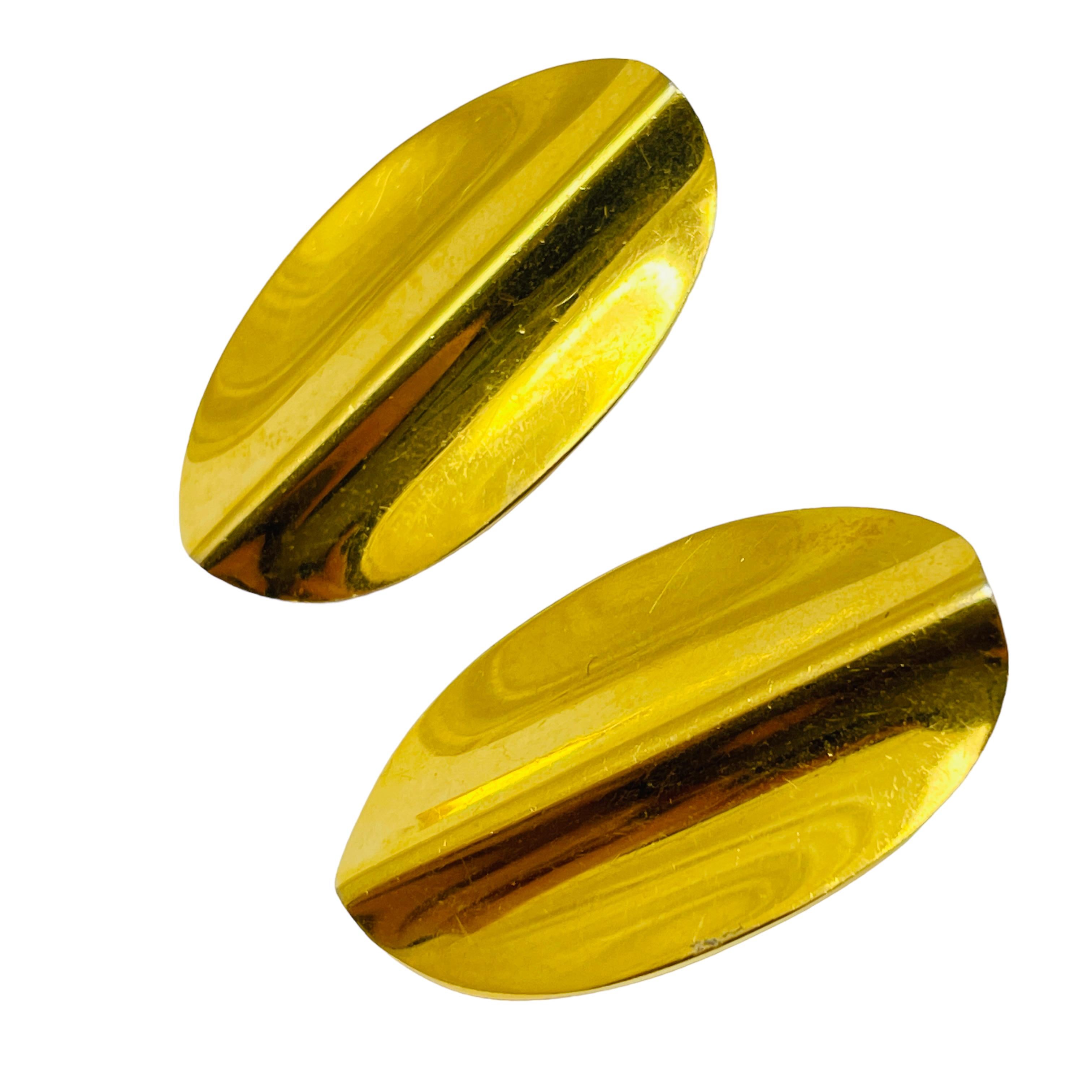 NAPIER signiert Vintage Gold Ton Designer 80er Jahre Clip auf Ohrringe im Angebot 1