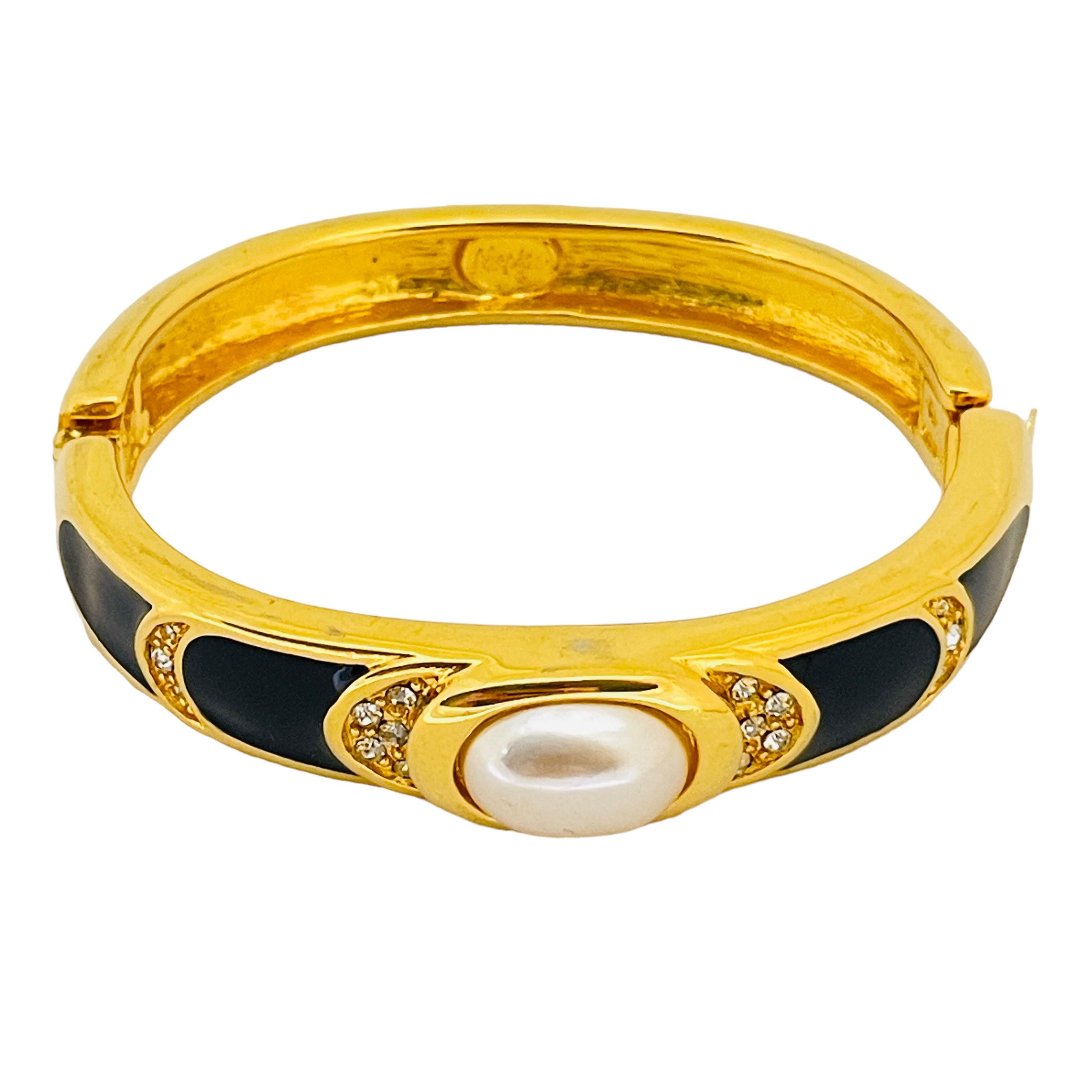 NAPIER signiert Vintage Gold Ton Emaille Strass Perle Designer Armband für Damen oder Herren im Angebot