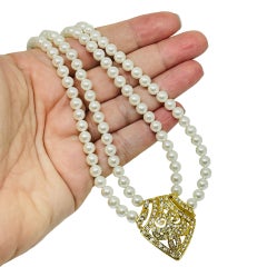NAPIER signed vintage gold tone pearl rhinestones designer beaded necklace