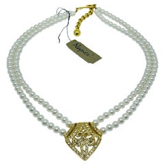 NAPIER signed vintage gold tone pearl rhinestones designer beaded necklace