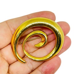 NAPIER broche vintage de diseño en forma de espiral en tono dorado firmado