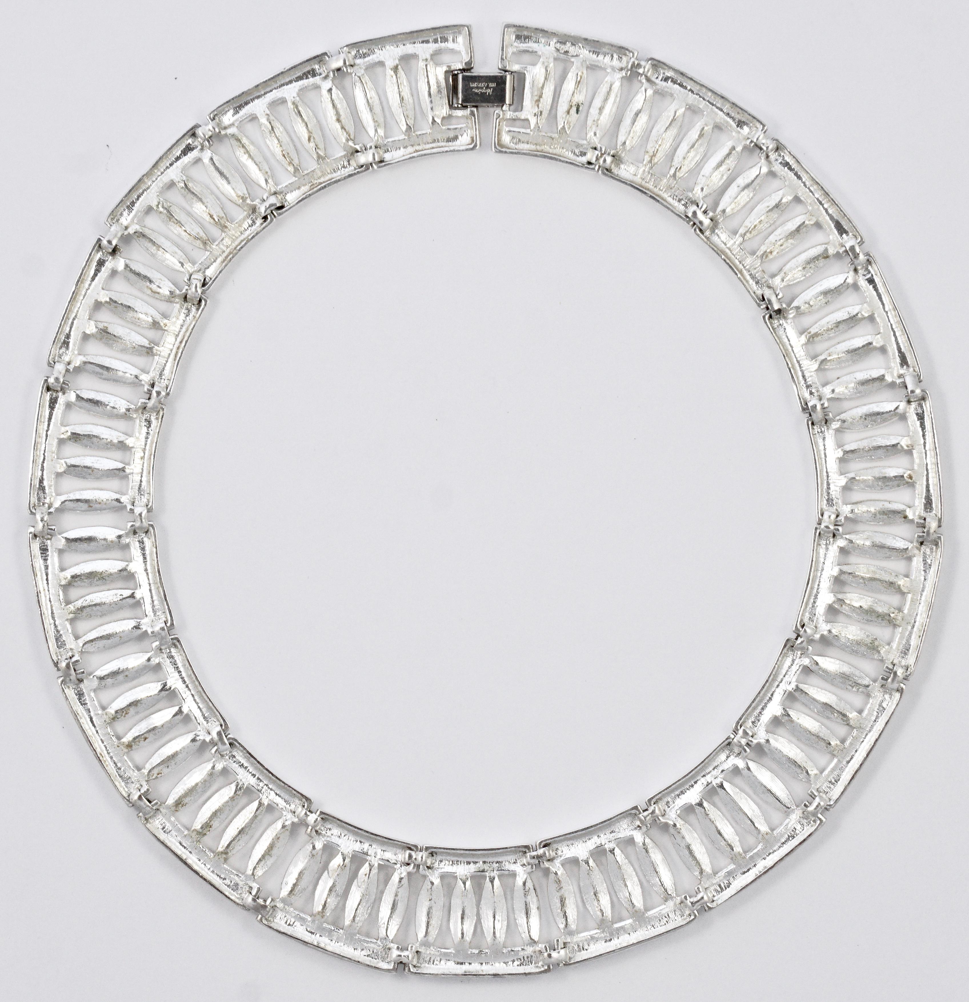 Napier Silver Plated Clear Rhinestone Link Collar Necklace circa 1980s For Sale 3