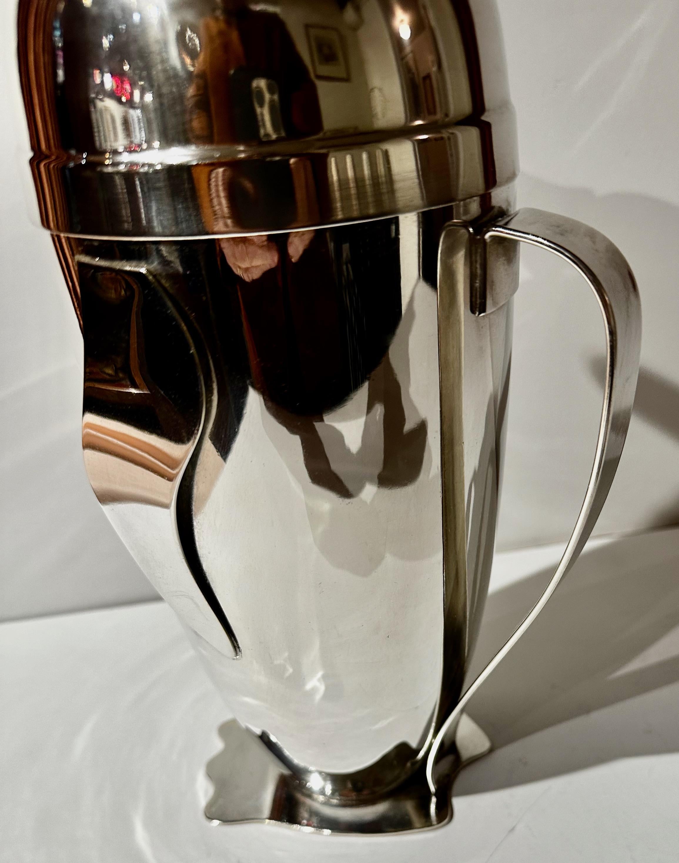 Napier Silver-Plated Penguin Cocktail Shaker, 1936 1