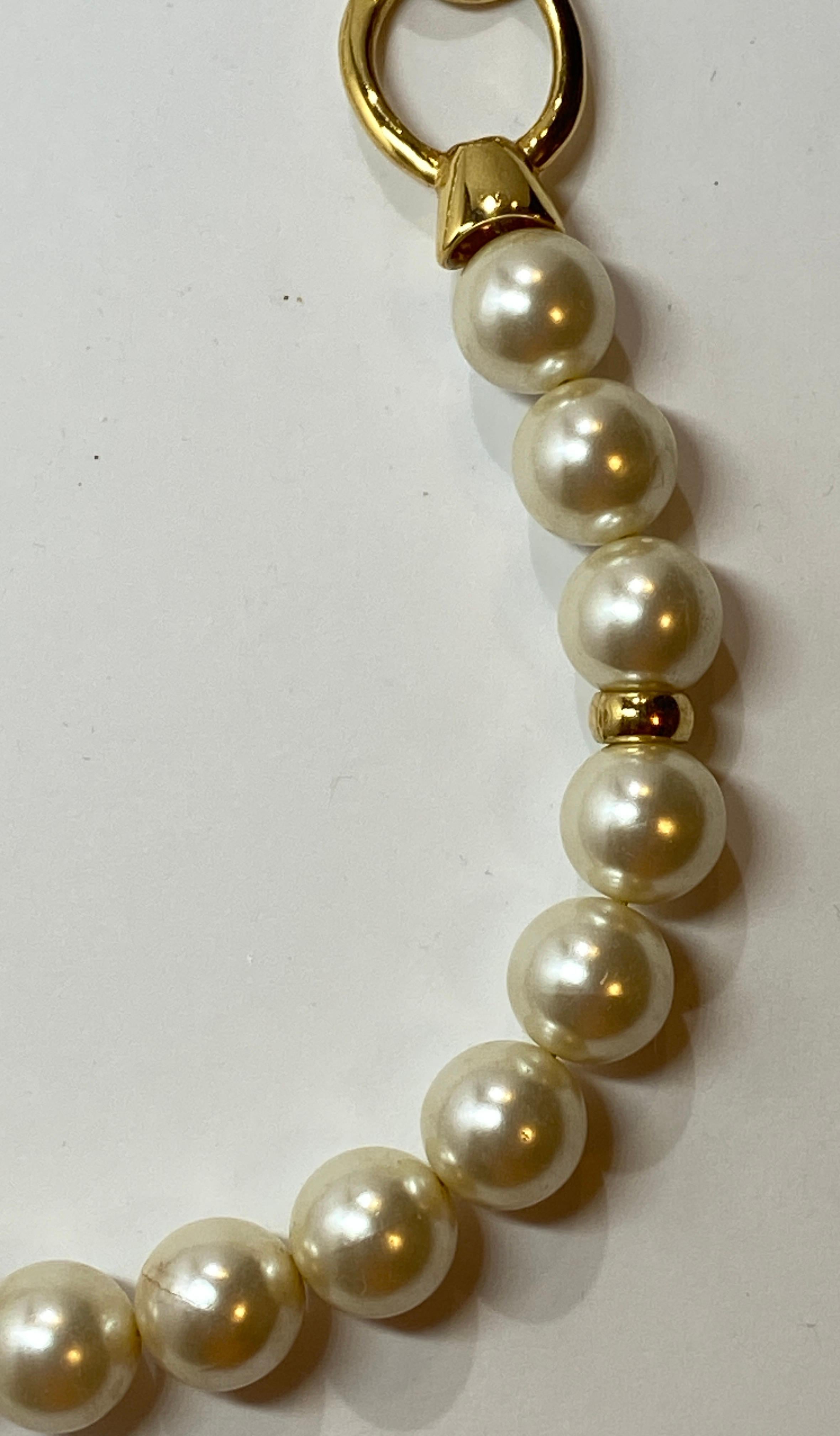 Baroque Napier Wonderfully Elegant Pearl with Polished Gold Hardware Chain-Link Necklace For Sale
