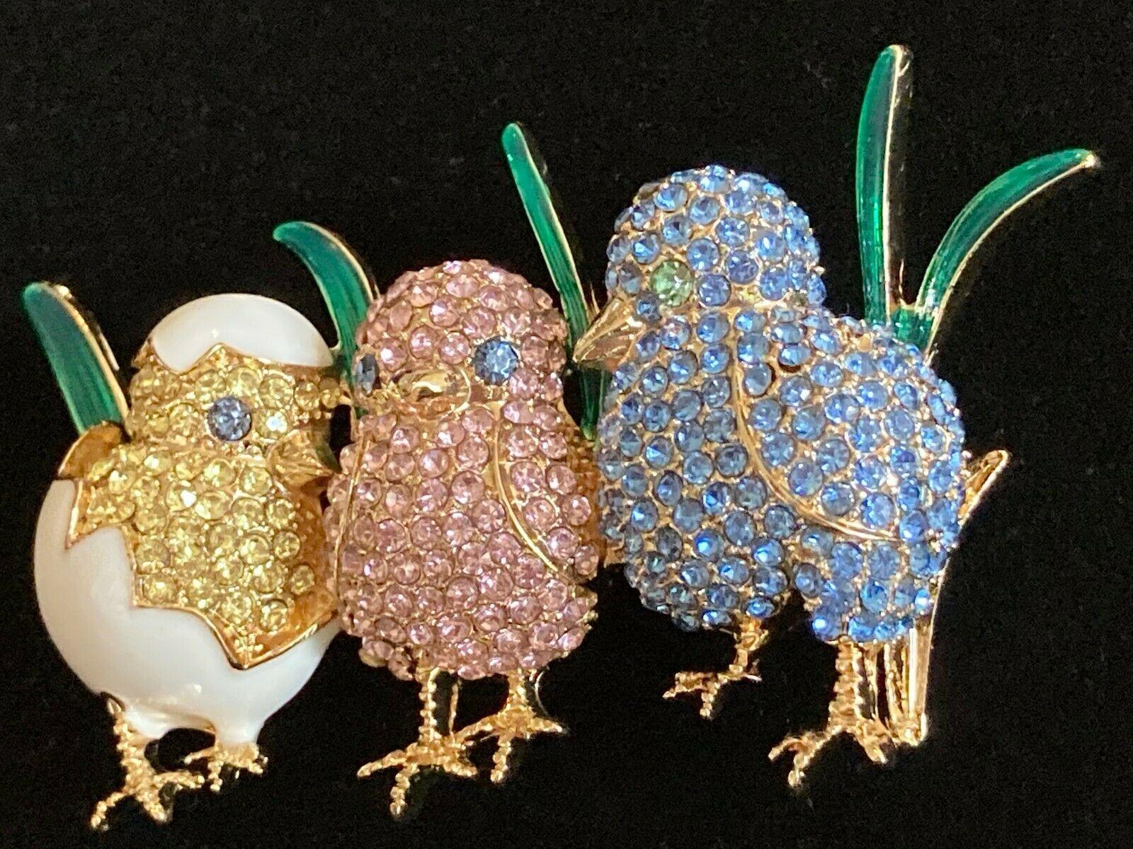 Brilliant Cut Napier Yellow Pink and Blue Bird Chicks Cracked Egg Pin Brooch Estate Find