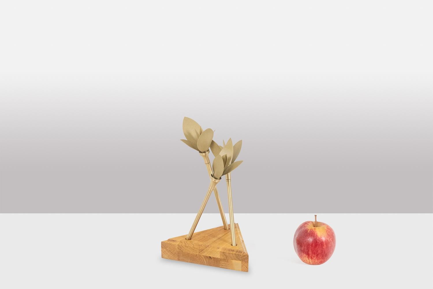 Portatovaglioli in ottone dorato opaco con base in legno. Contemporaneo. In condizioni ottime in vendita a Saint-Ouen, FR