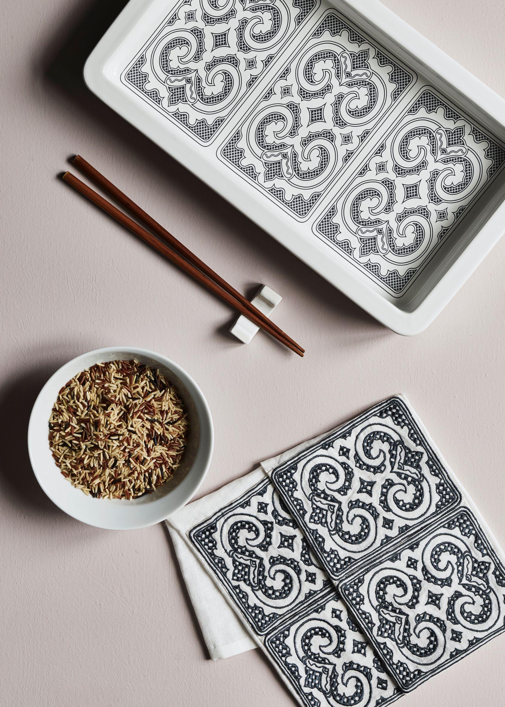 International Style Hand embroidered linen napkins from the SoShiro Ainu collection For Sale