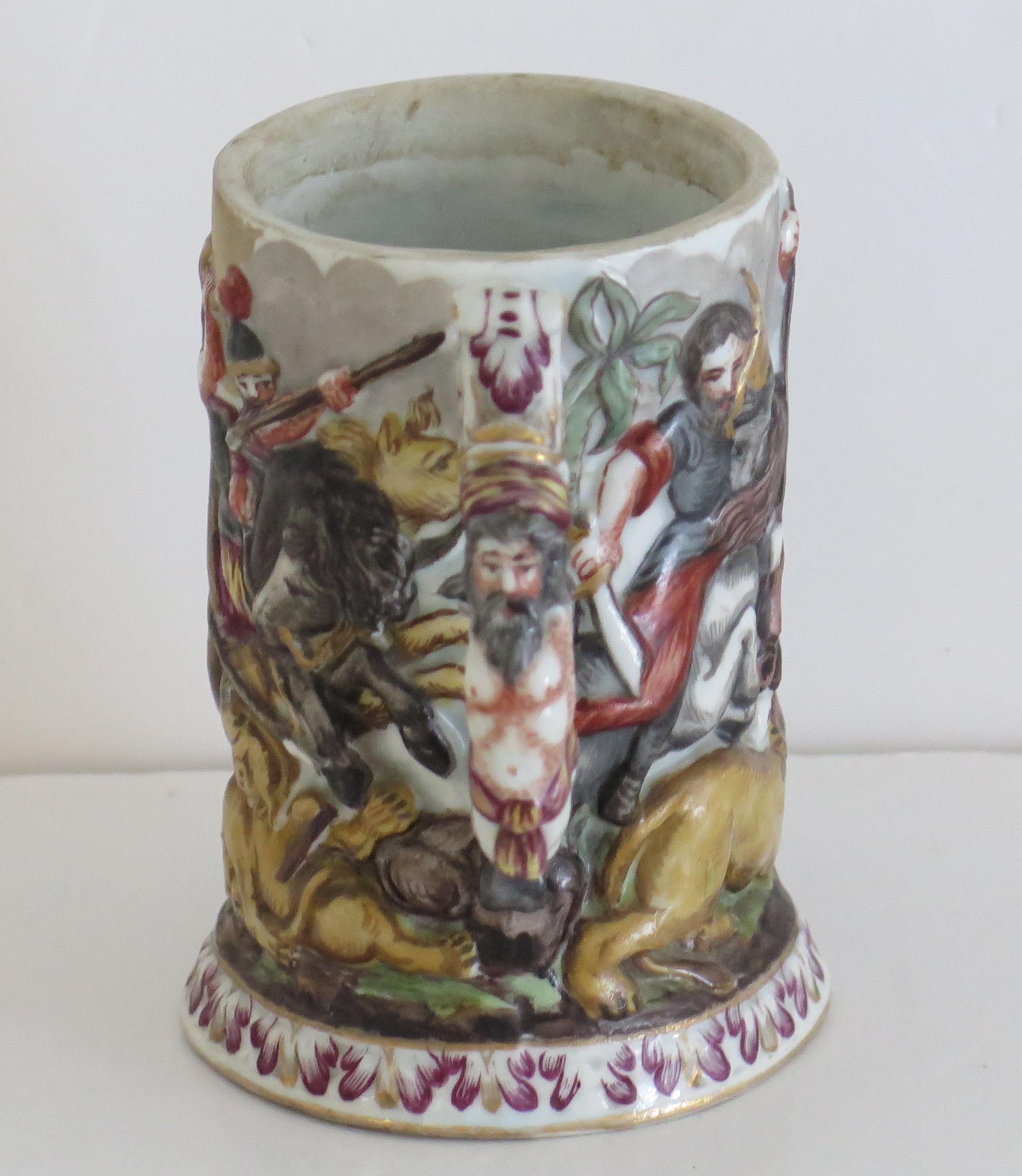 Naples Capodimonte Porcelain Lidded Tankard,  Italian Early 19th Century For Sale 1