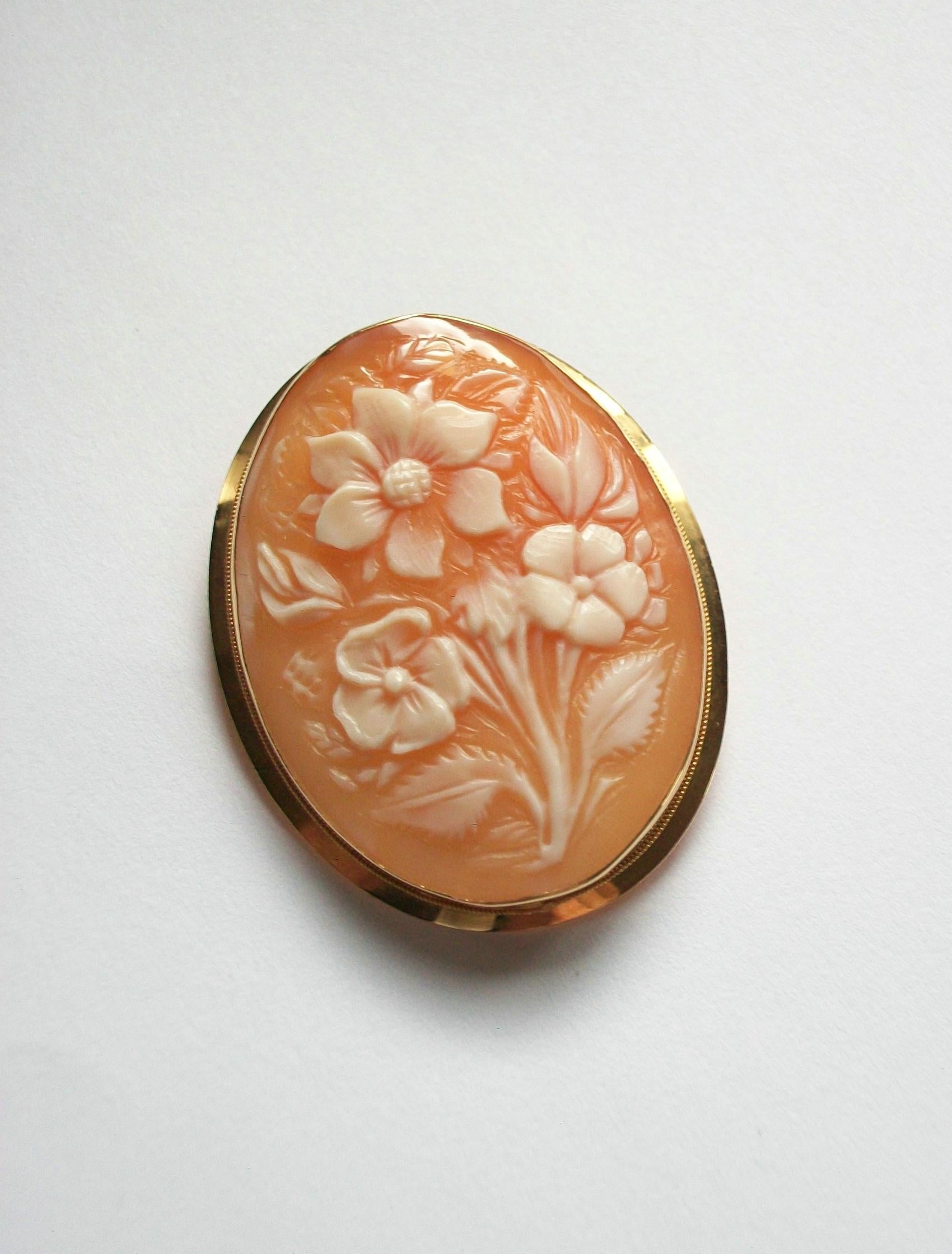 floral cameo