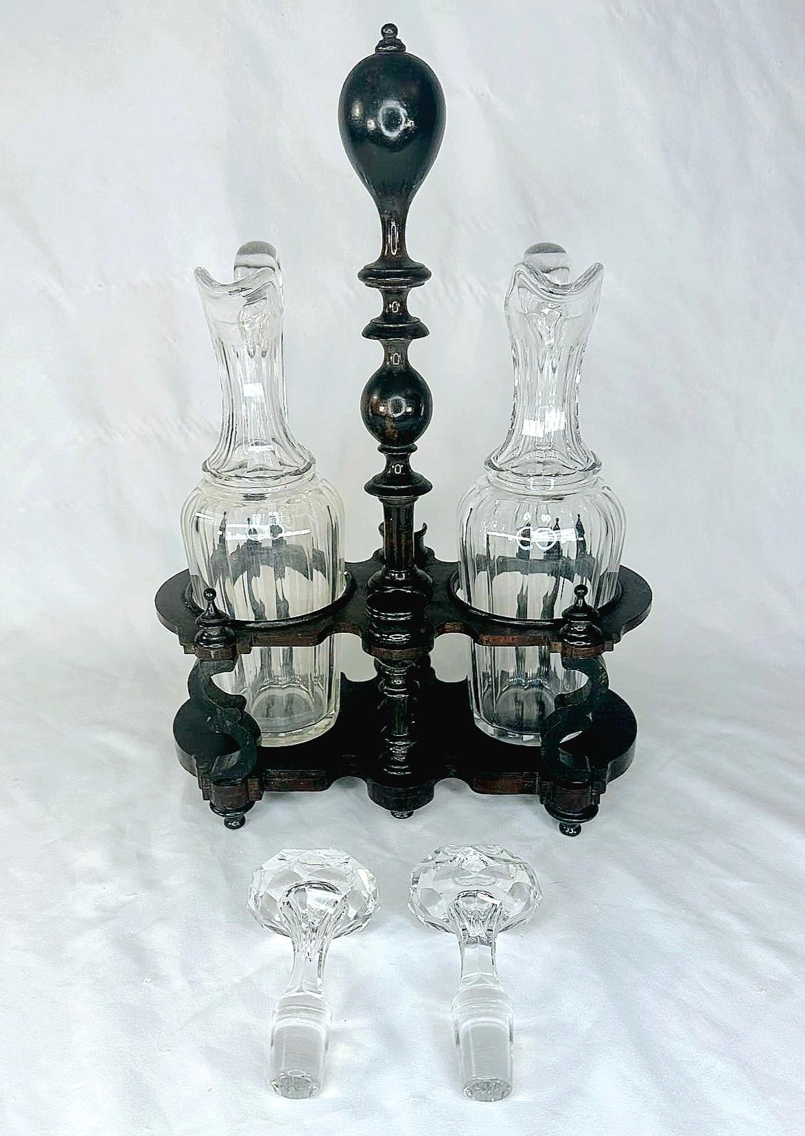 Napolean III French Turned Wood Ebonized Vinaigrier For Sale 5