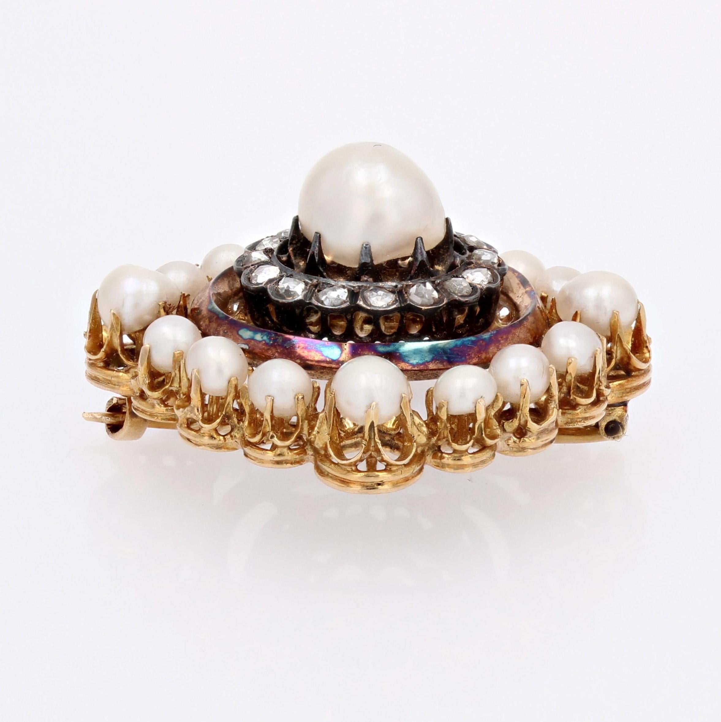Broche Napoléon en or jaune 18 carats avec 3 diamants et perles fines en vente 4