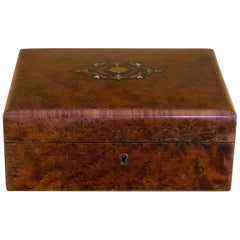 Boîte à bijoux Napoléon 3 en bois de rose et marqueterie