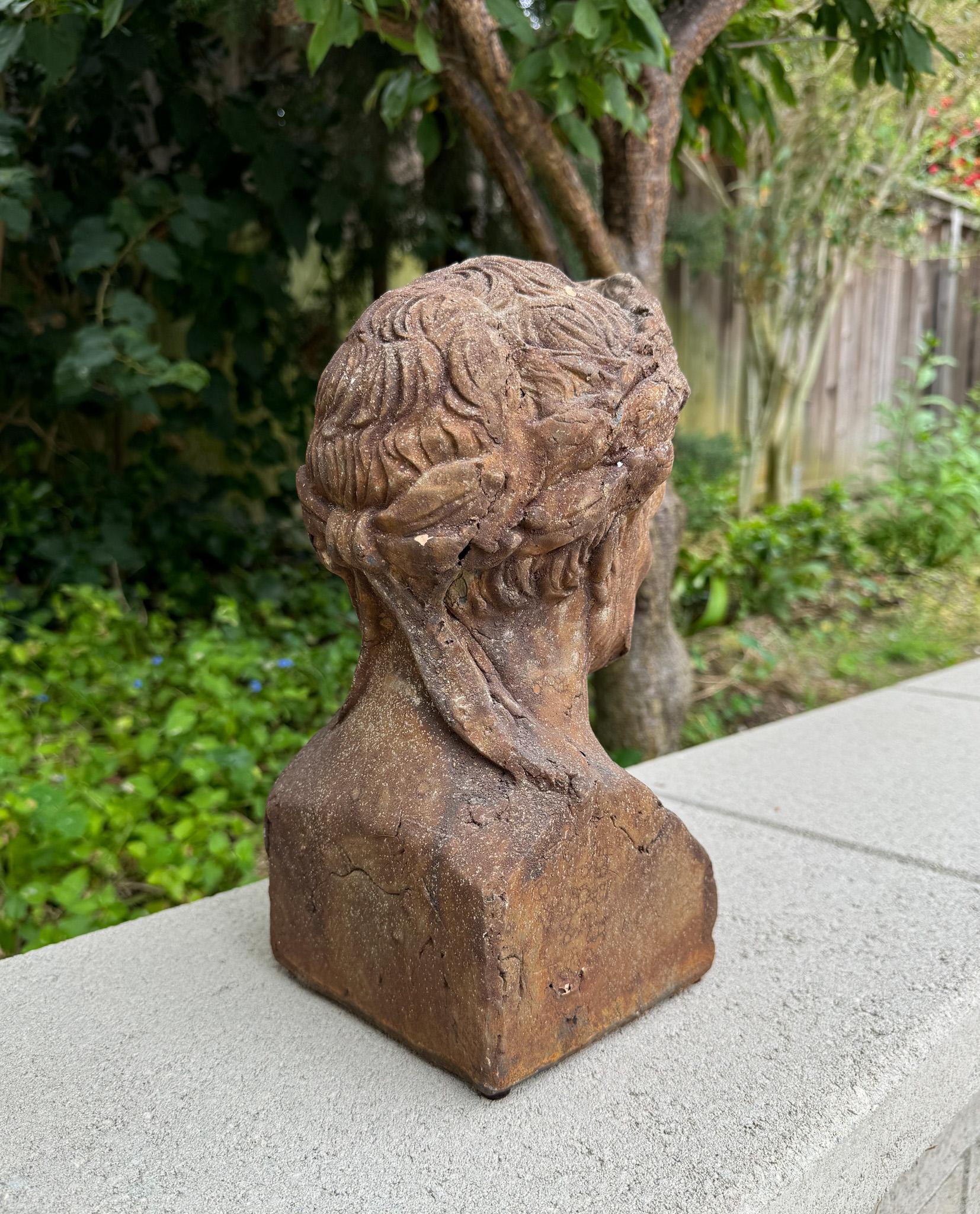 Busto in terracotta invecchiata di Napoleone come Cesare, XX secolo in vendita 2