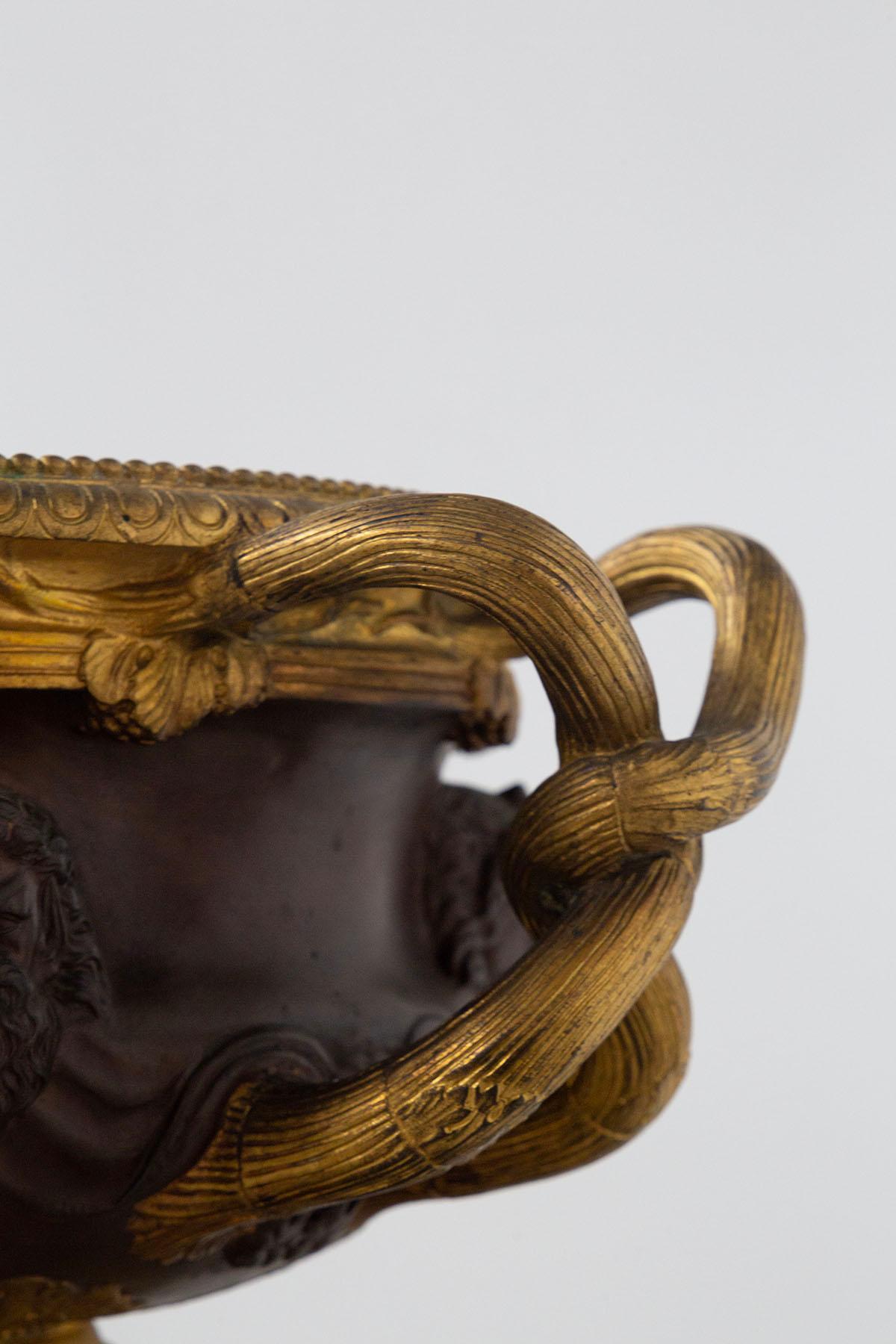 Napoleon Cup by F. Barbedienne Foundry in marble and bronze For Sale 3