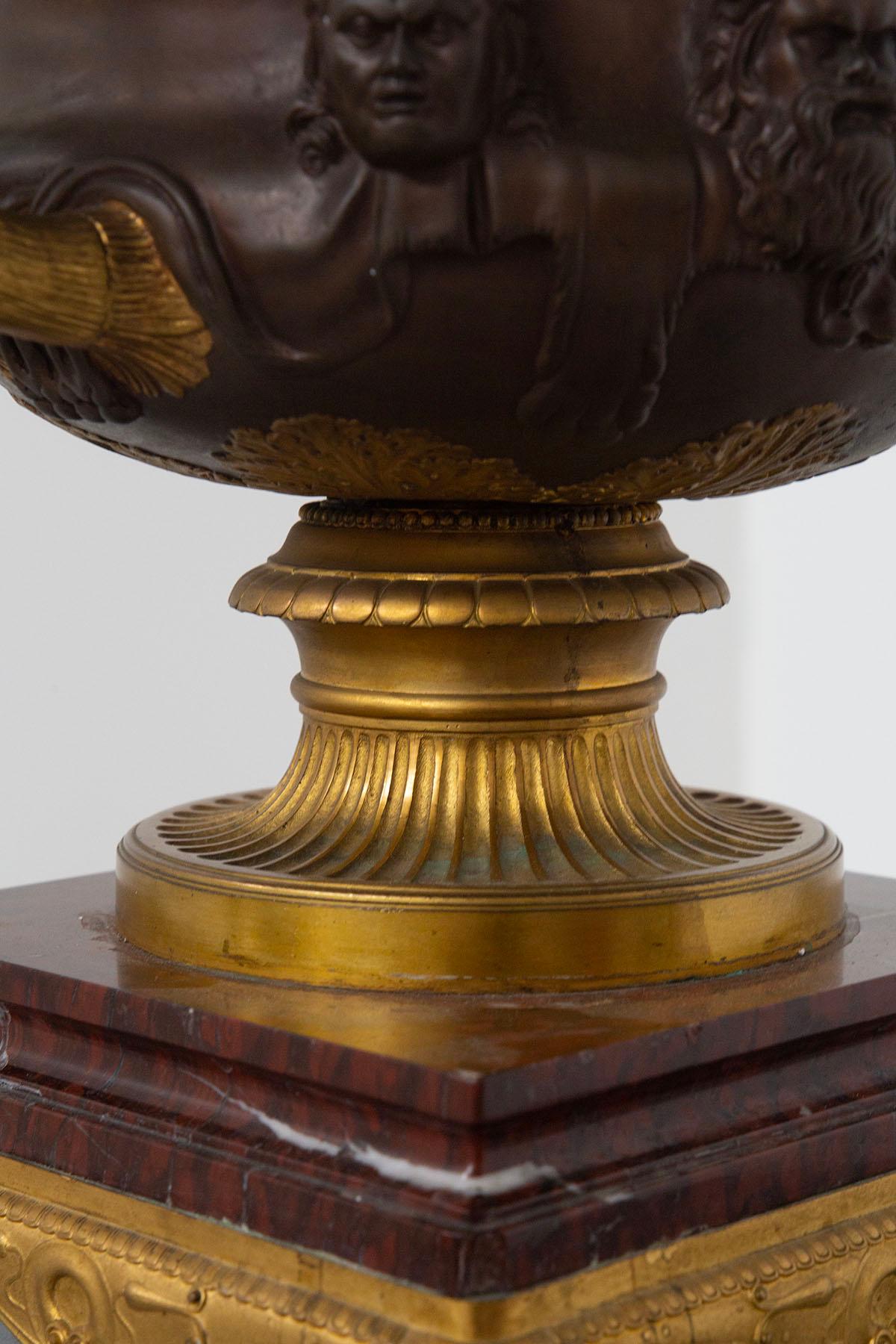 Bronze Coupe Napoléon par F. Barbedienne Foundry en marbre et bronze en vente