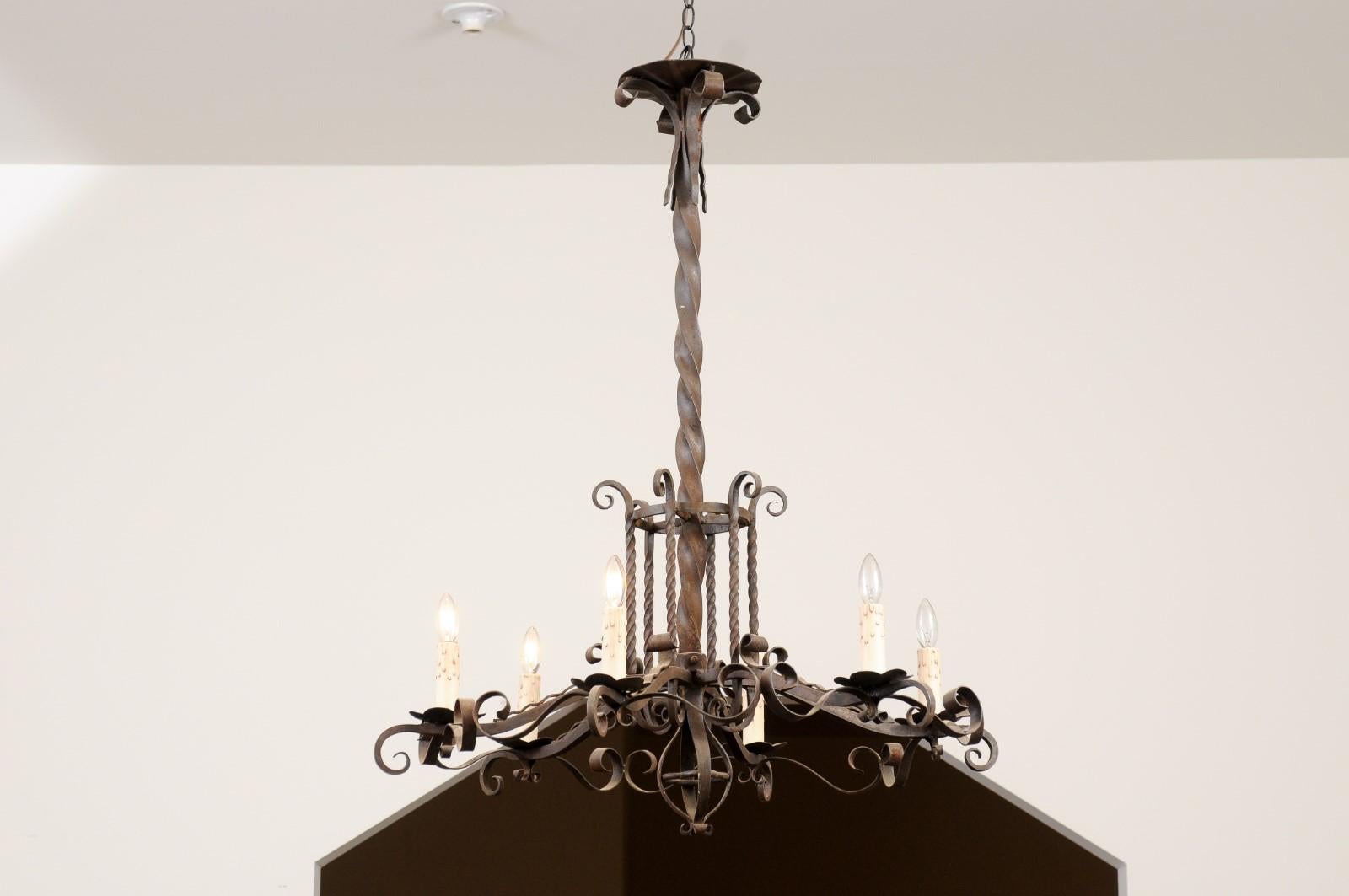 Napoléon III 1870s Six-Light Chandelier with Scrolling and Twisted Accents In Good Condition For Sale In Atlanta, GA