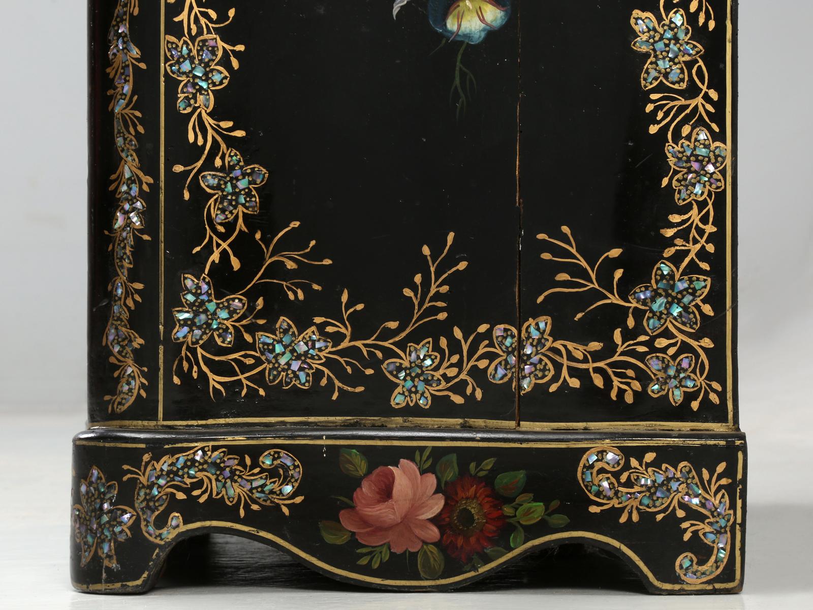 Napoleon III Antique French Secretary in Black Lacquer and Mother of Pearl Inlay In Good Condition In Chicago, IL