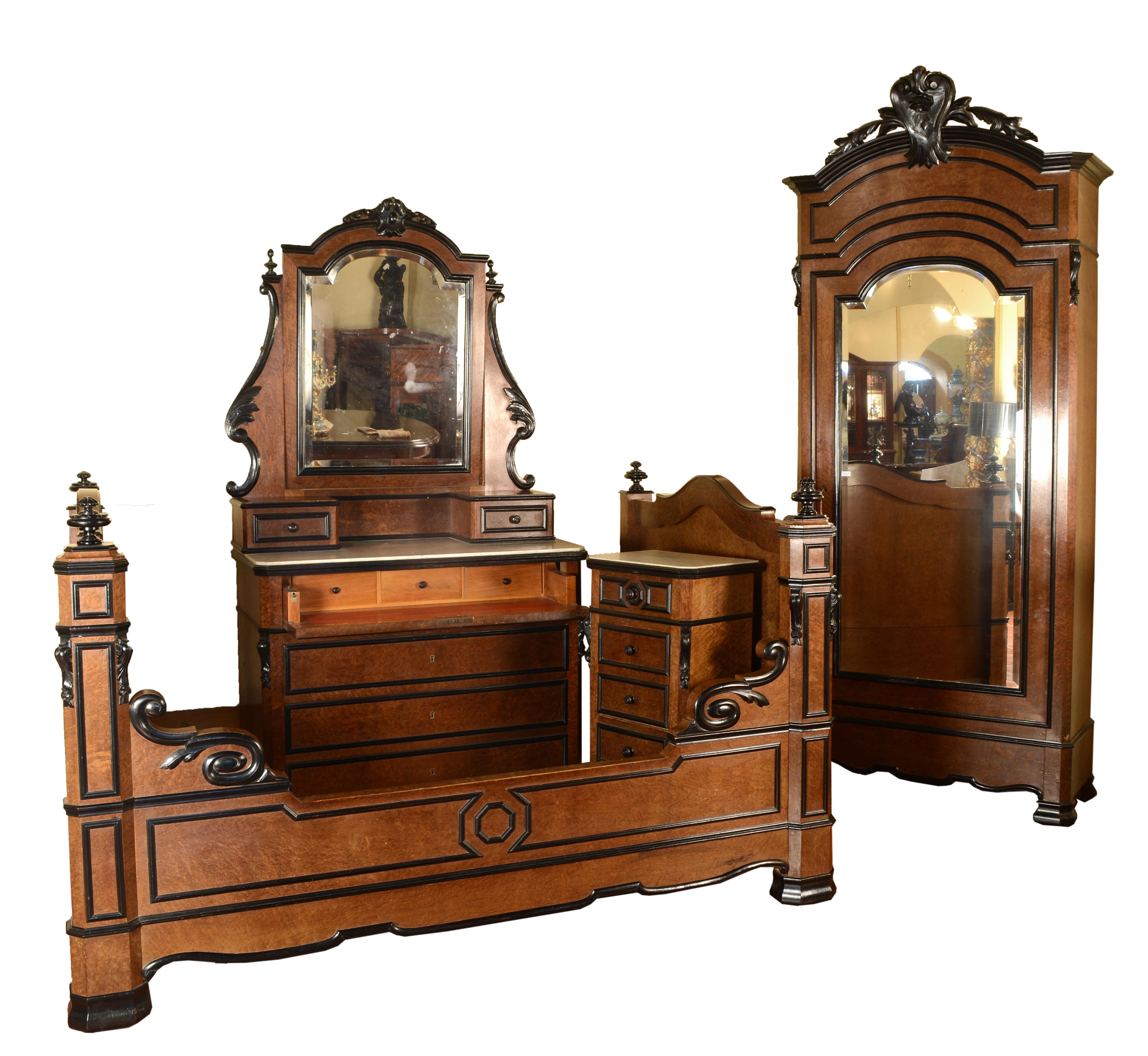 Napoleon III Bedroom Set, France, circa Second Half of the 19th Century In Good Condition For Sale In Madrid, ES