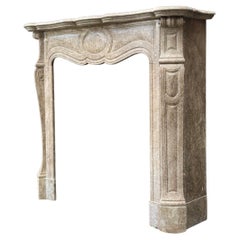Cheminée Napoléon III en marbre beige Lumel Circa 1900
