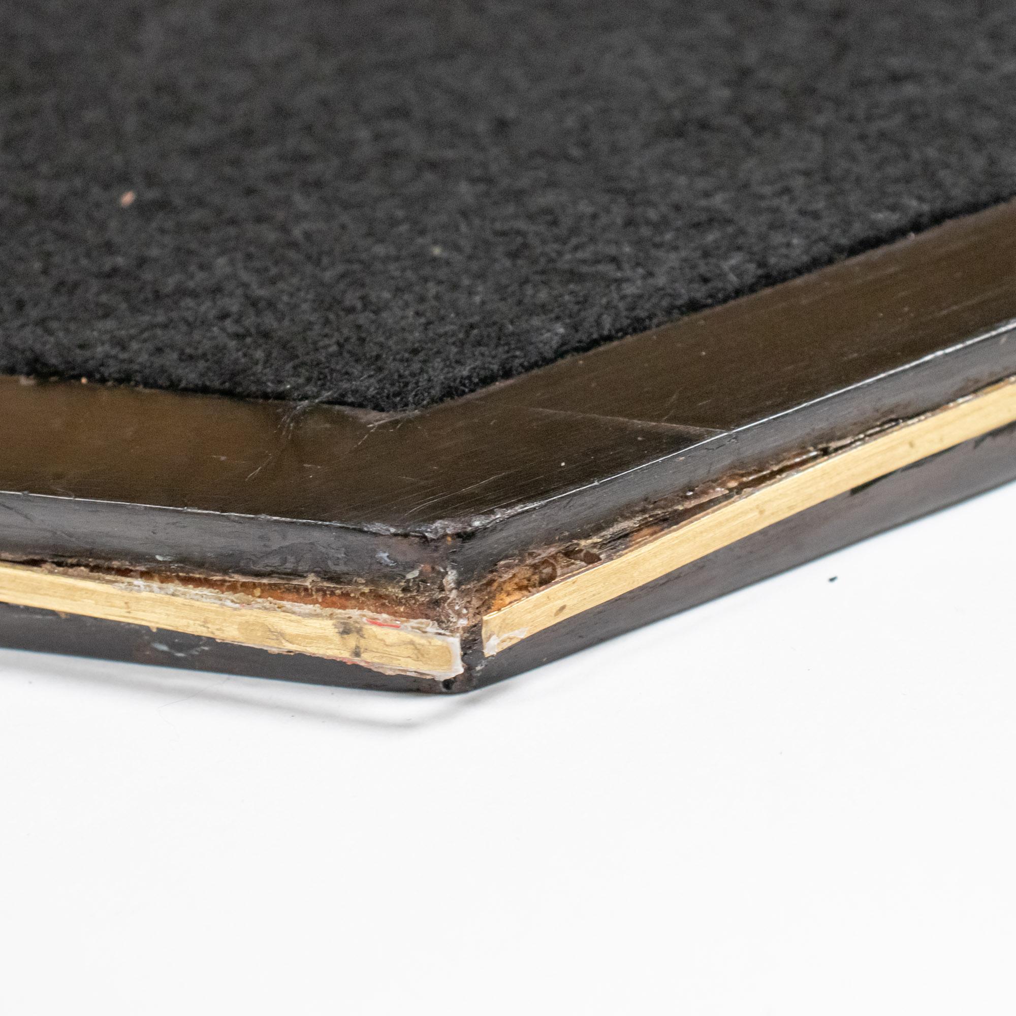 Vetrina Napoleone III in lacca nera e ottone in vendita 5