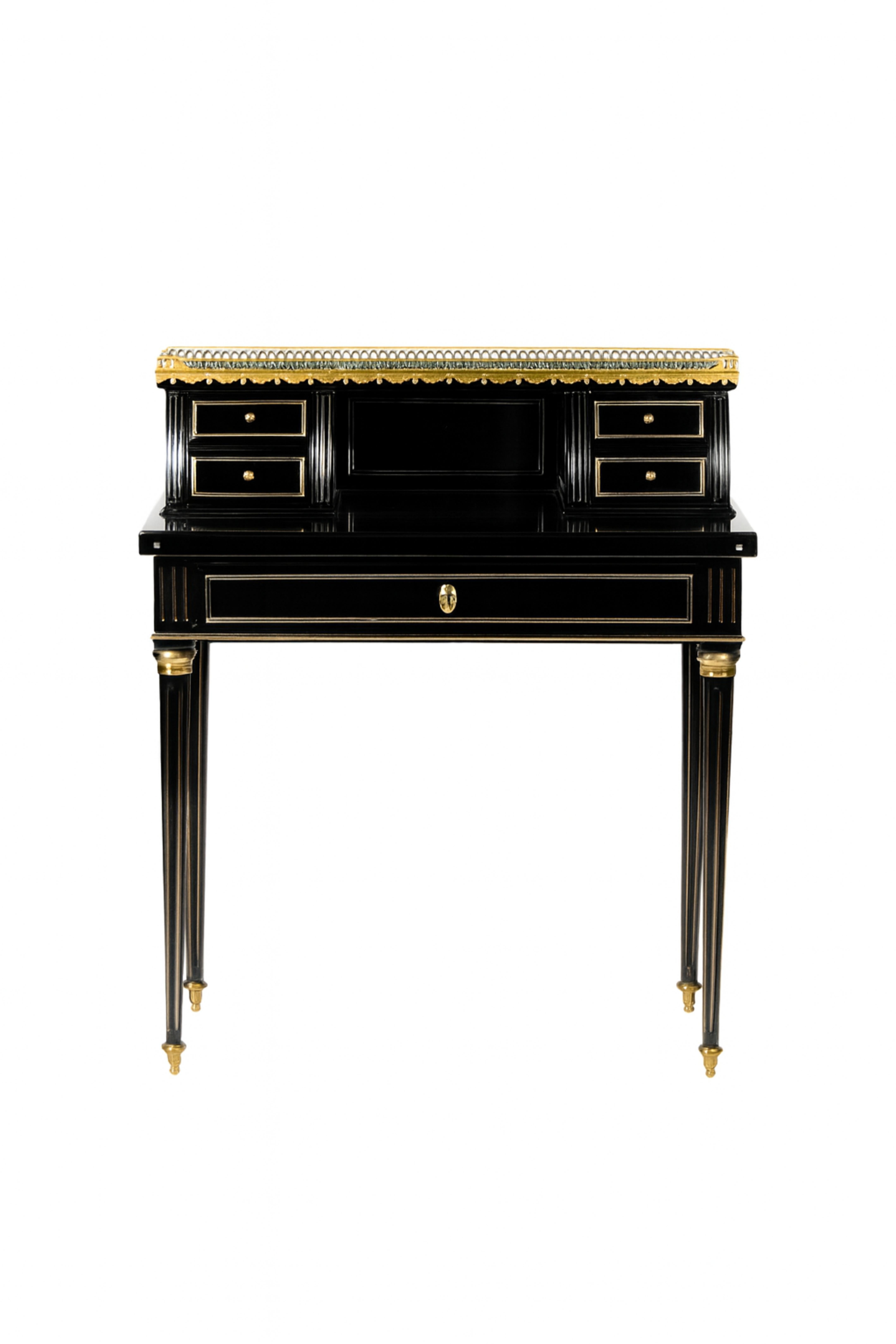 Scrivania bonheur du Jour in lacca nera Napoleone III, fine XIX secolo in vendita 1