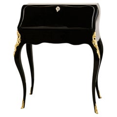 Napoleon III Schwarzer Lackschreibtisch mit Bronze, Anfang 20.