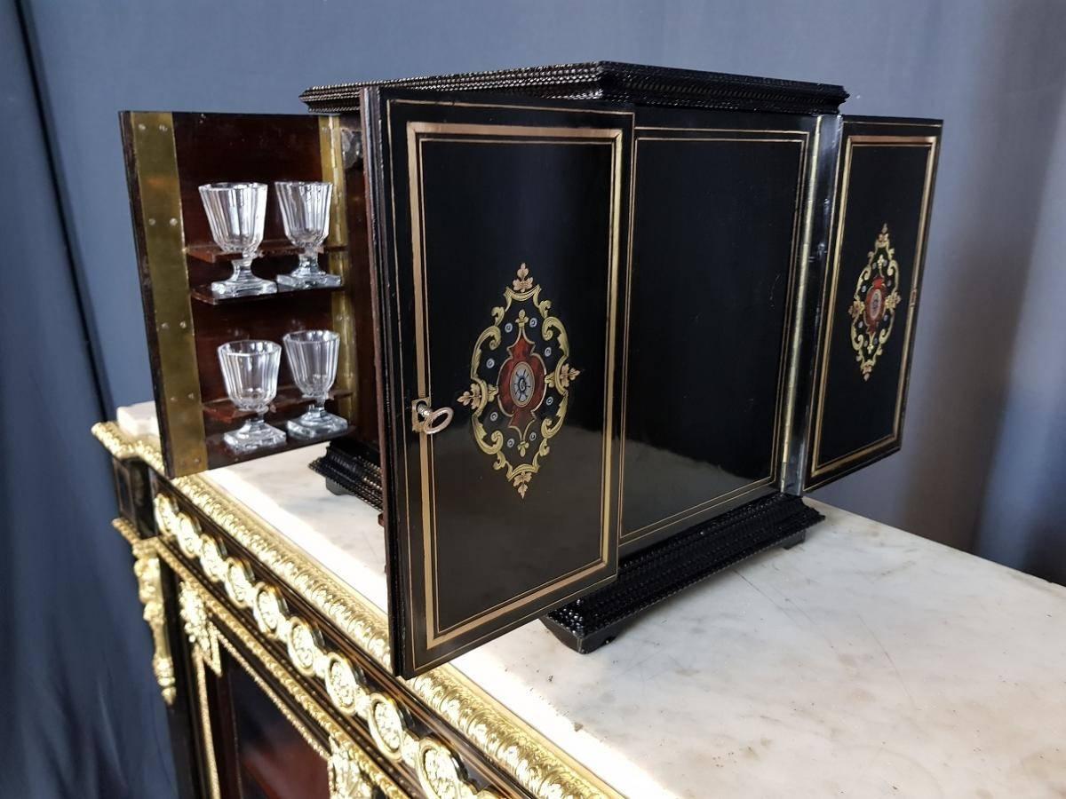 Napoleon III Boulle and Baccarat Liquor and Cigar Cabinet, France, 1860 In Excellent Condition In Paris, FR