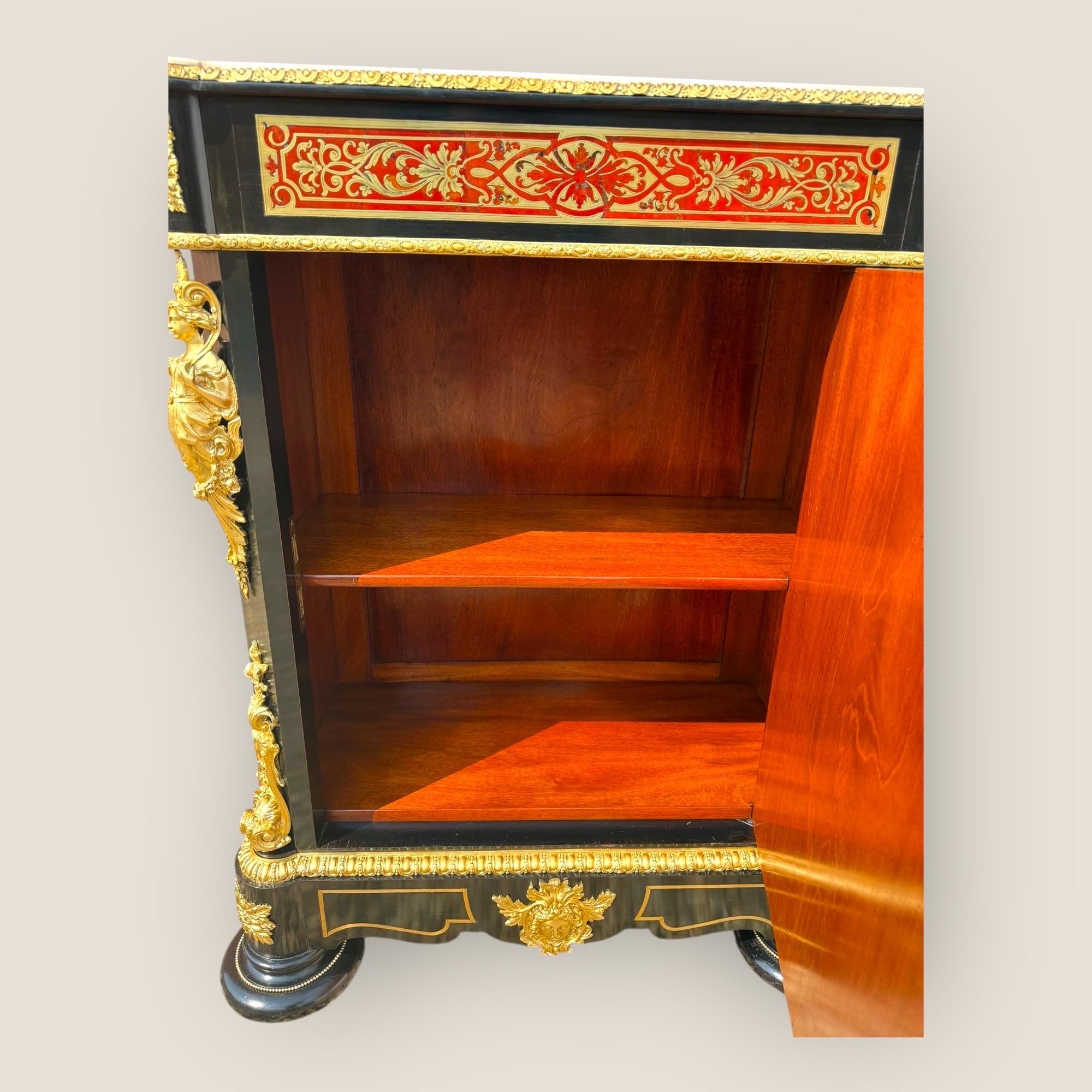 Gabinetto da molo Napoleone III in boulle e marmo in vendita 2