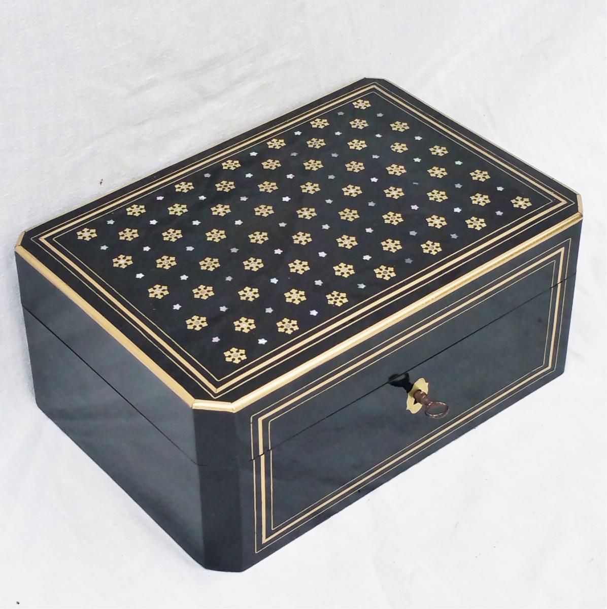 French Napoleon III  Boulle Marquetry Jewelry Box, France 1865