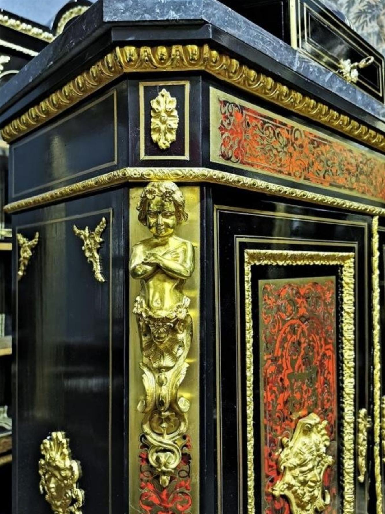 napoleon cabinet