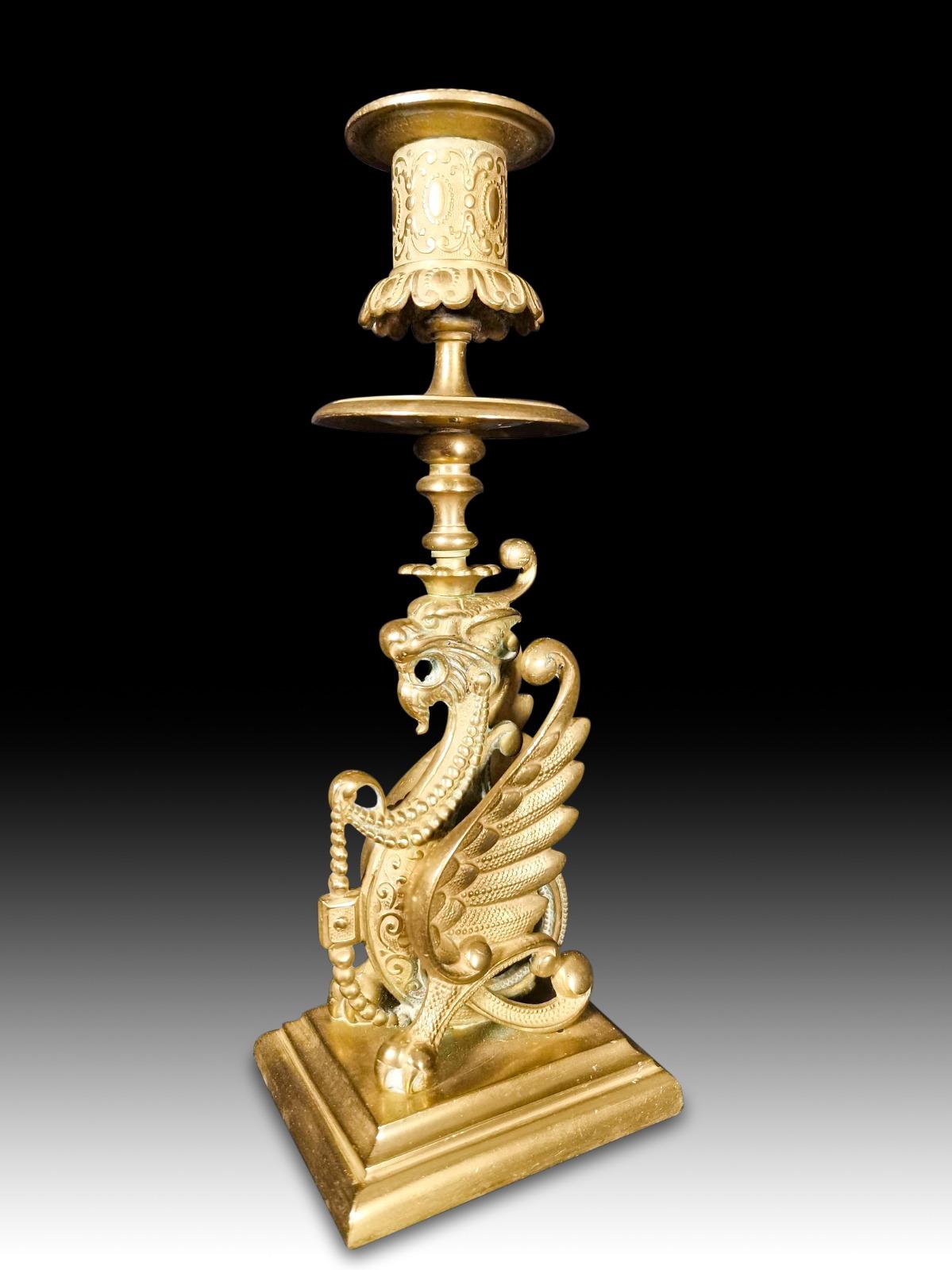 Napoleon III Bronze Candlestick, 19th Century In Good Condition For Sale In Madrid, ES
