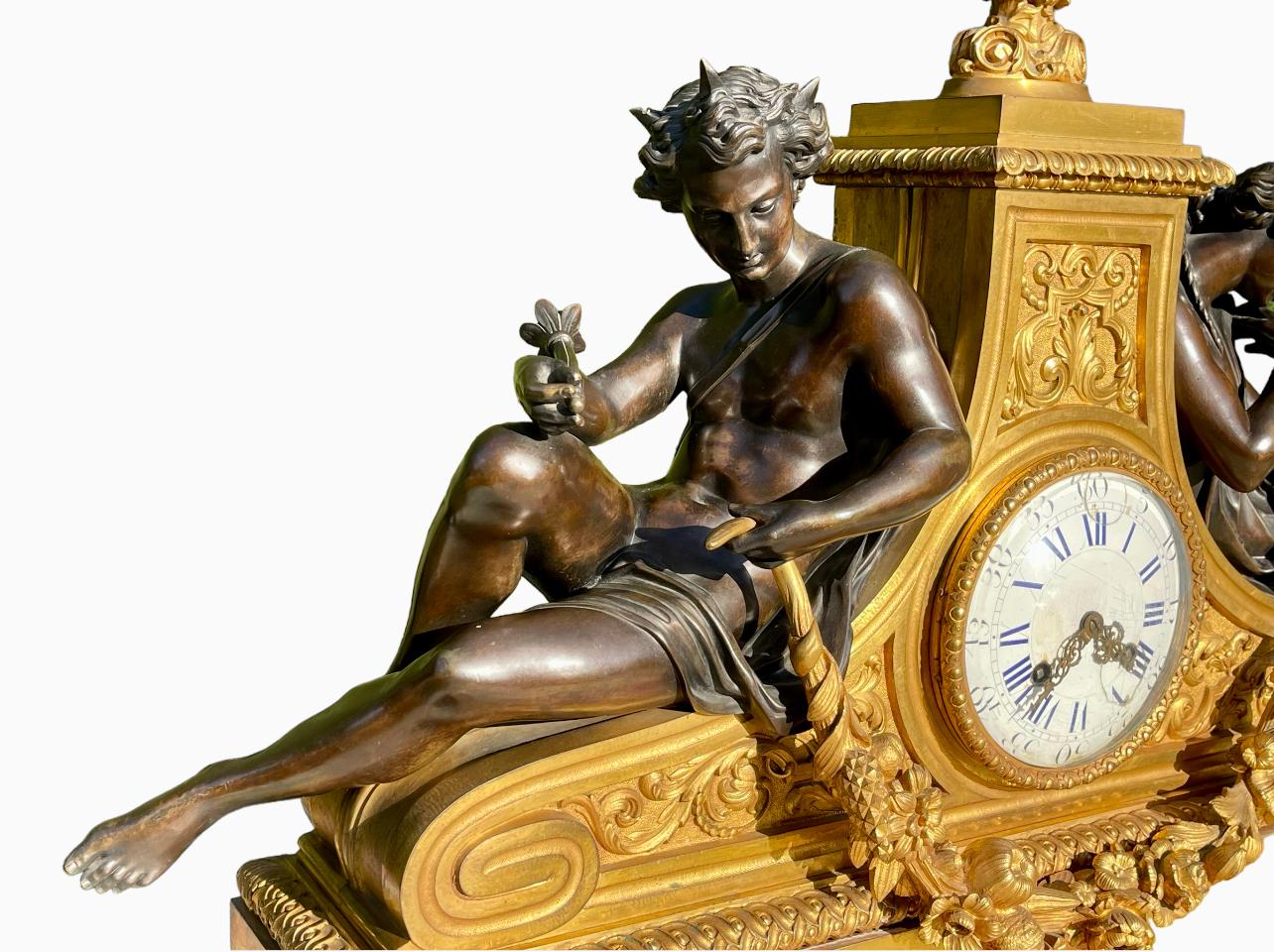 Napoleon III Bronze Clock XIXth  For Sale 2