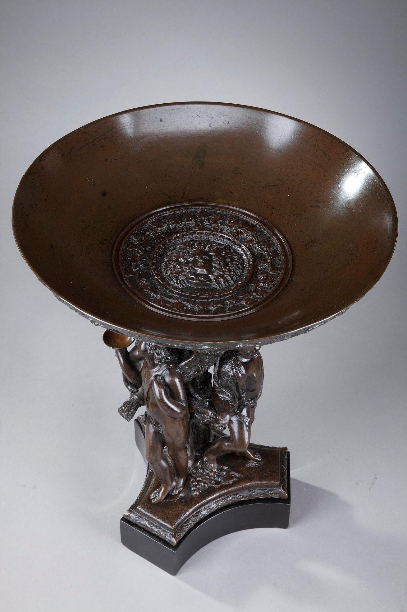 Napoleon III Bronze Fruit Bowl with Mythological Decoration For Sale 7