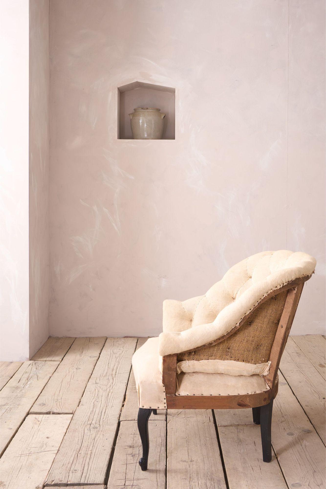 19th Century Napoleon III Buttoned back cabriole legged tub chair For Sale