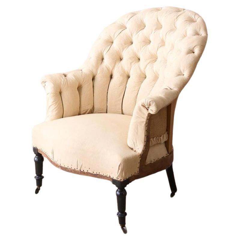 Napoleon III buttoned curved back armchair For Sale