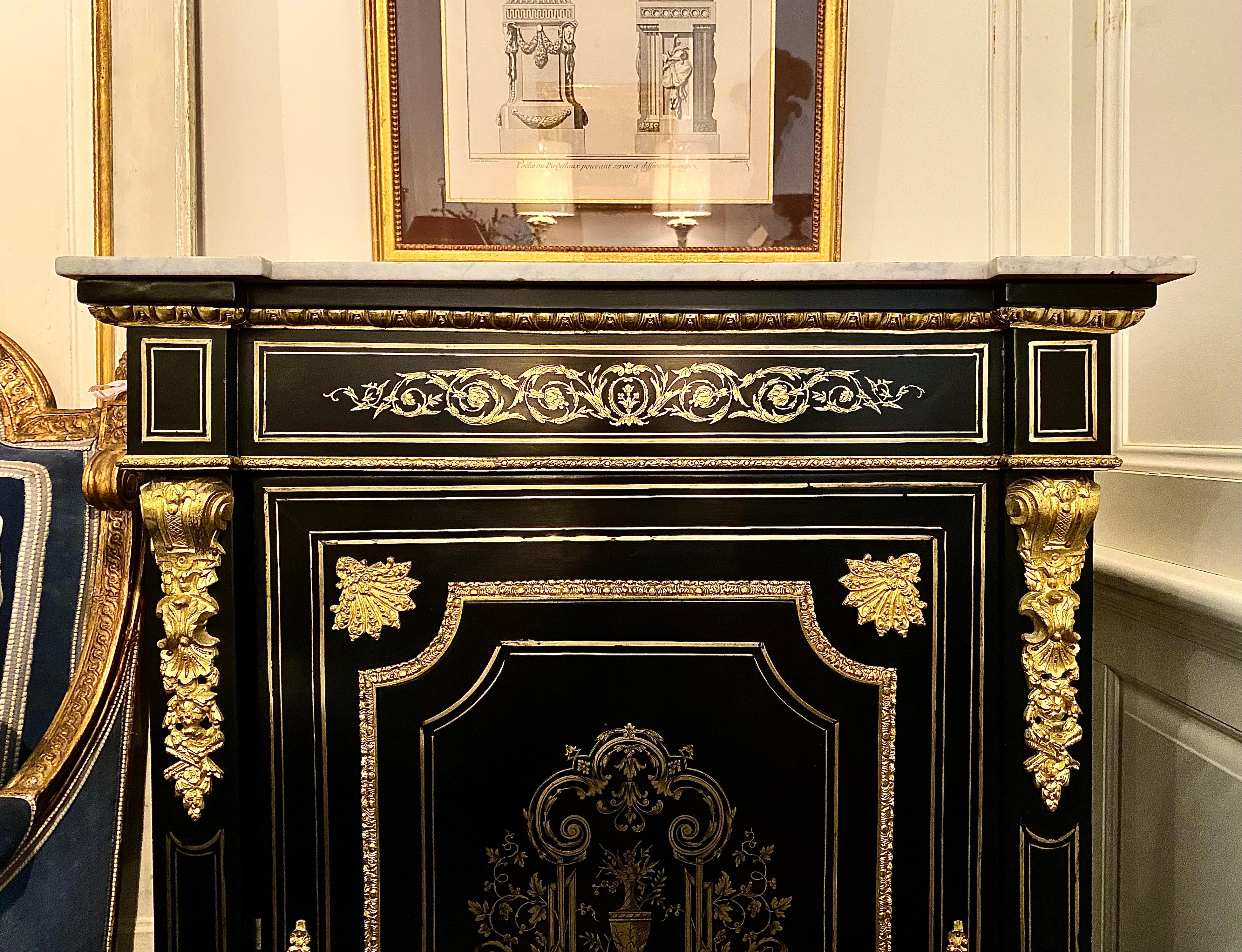 Meuble de rangement Napoléon III, petite armoire, France, XIXe siècle en vente 4